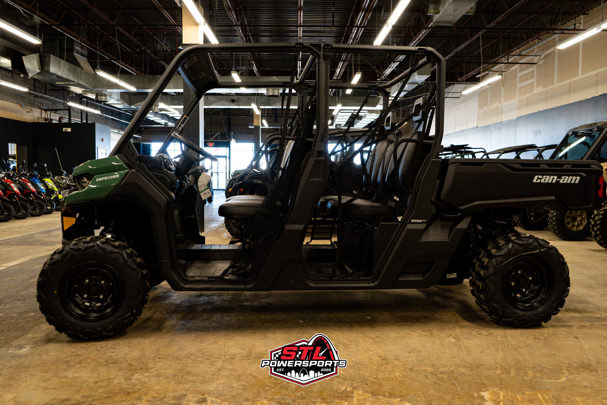 2025 Can-Am Defender MAX HD7 - Photo 2