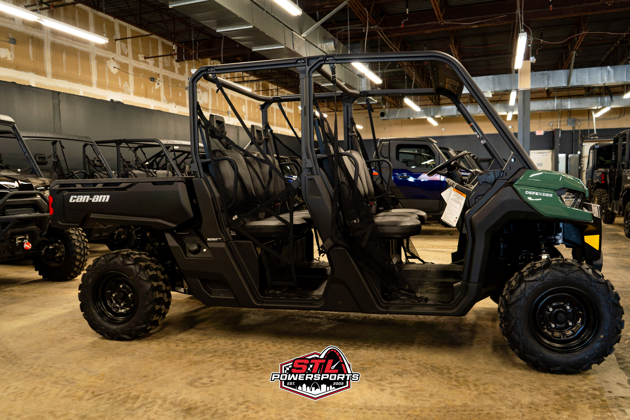 2025 Can-Am Defender MAX HD7 - Photo 7