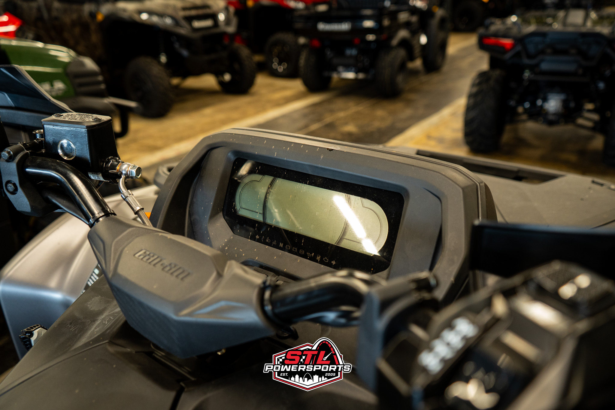 2025 Can-Am Outlander XT 850 - Photo 6