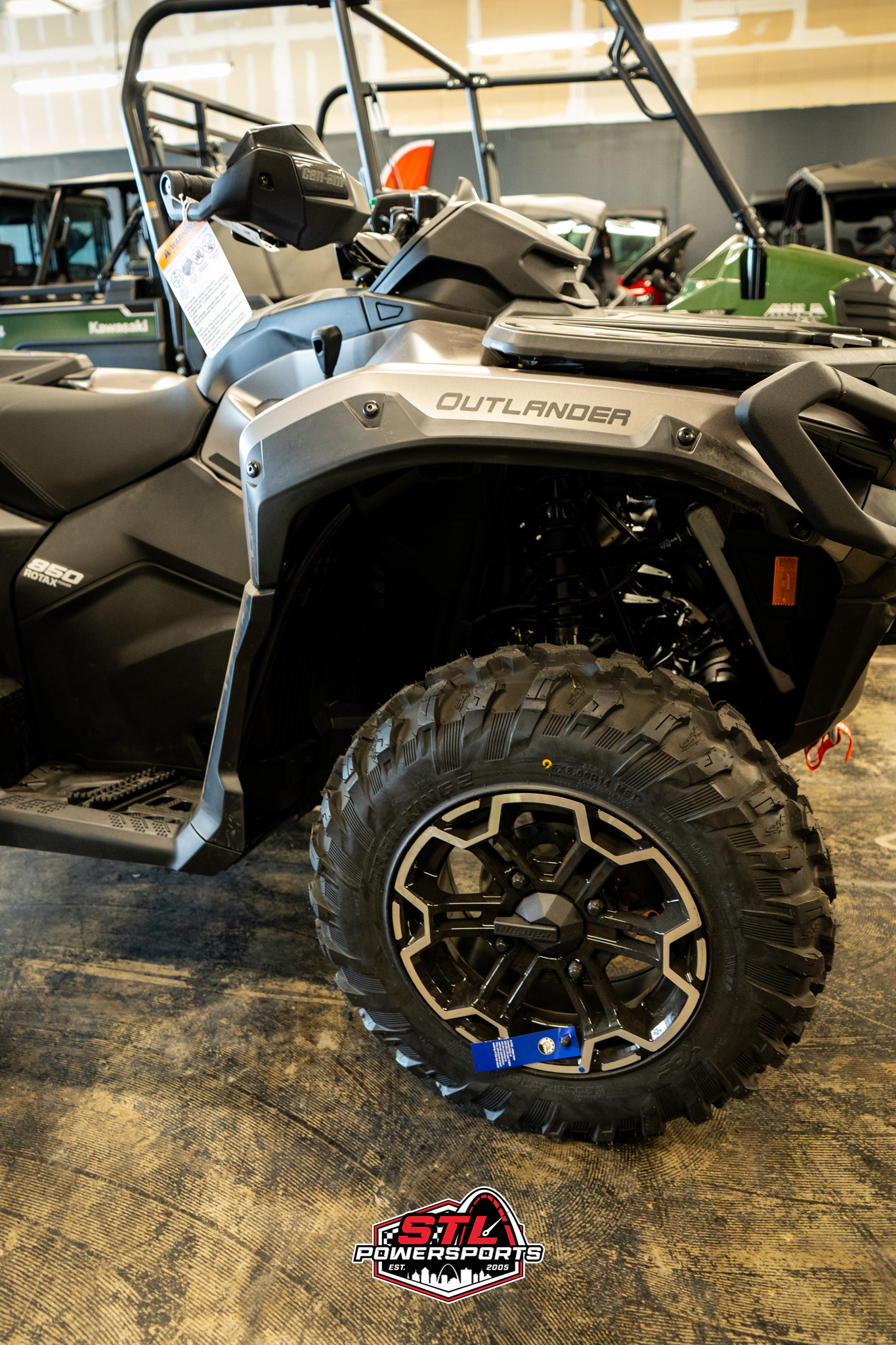 2025 Can-Am Outlander XT 850 - Photo 11