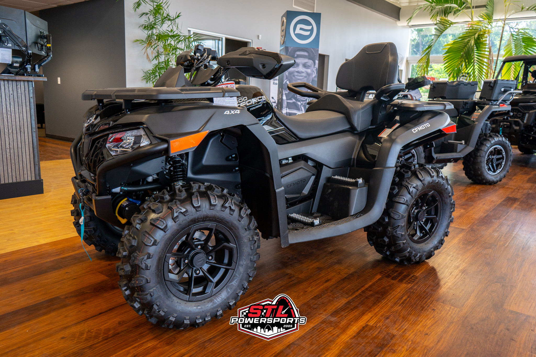 2025 CFMOTO CFORCE 600 Touring - Photo 3