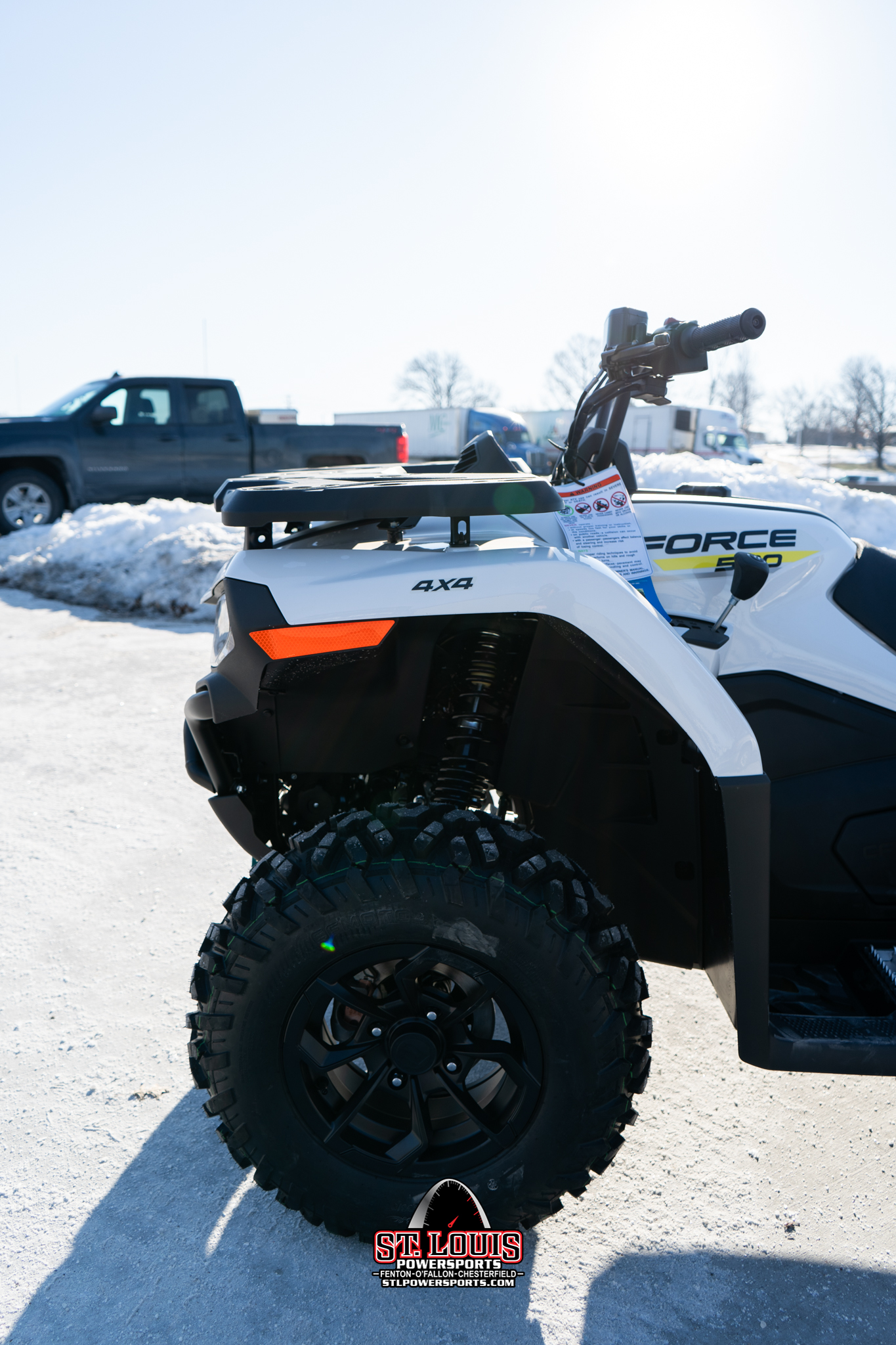 2025 CFMOTO CFORCE 500 - Photo 10