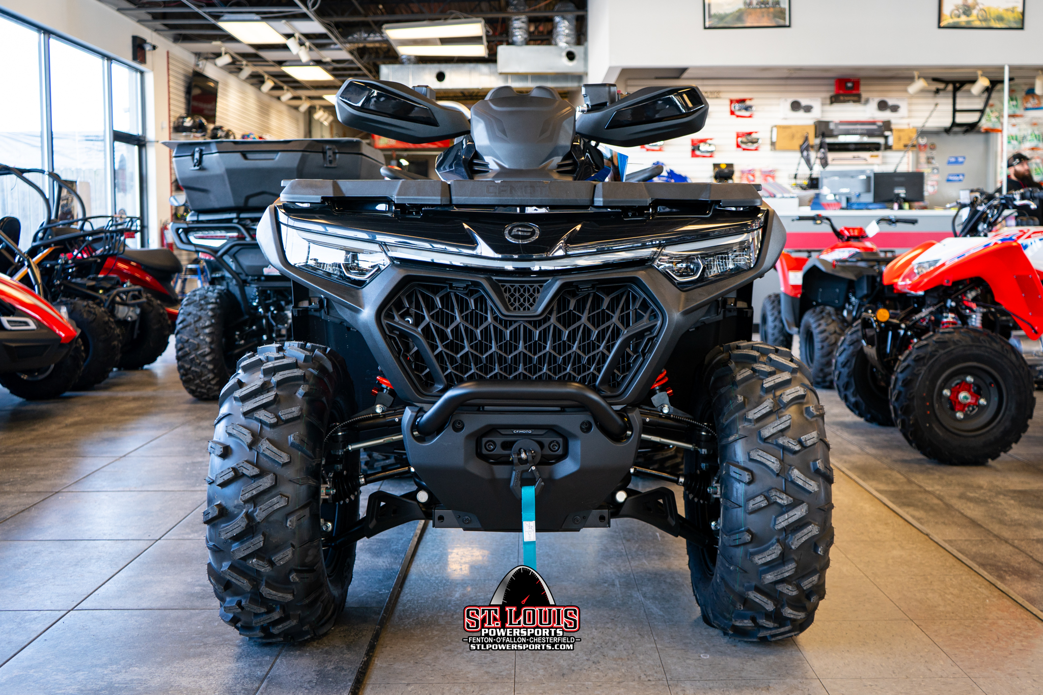 2025 CFMOTO CFORCE 1000 Touring - Photo 2