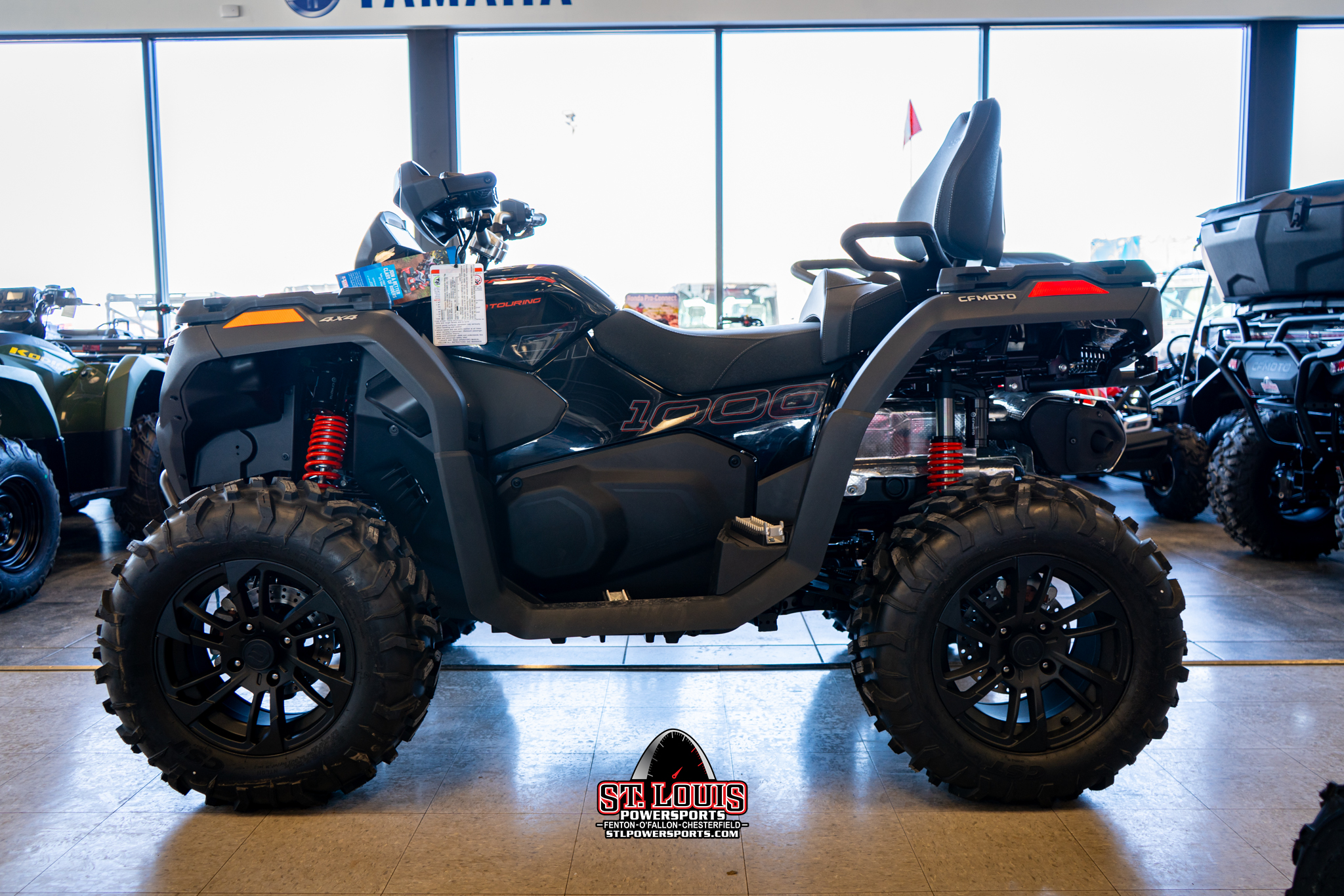 2025 CFMOTO CFORCE 1000 Touring - Photo 4