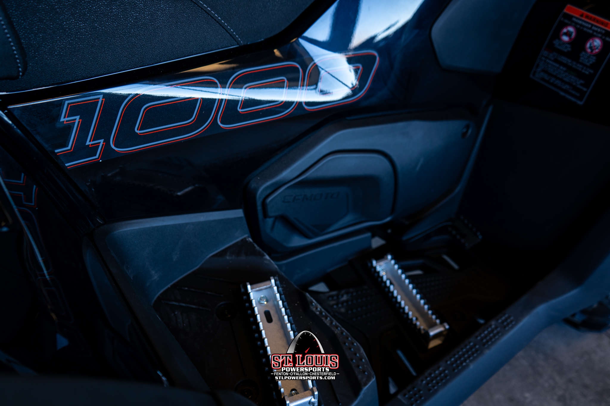 2025 CFMOTO CFORCE 1000 Touring - Photo 13