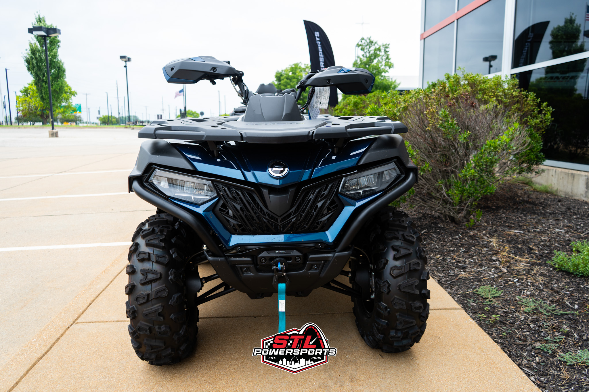 2025 CFMOTO CFORCE 600 - Photo 2