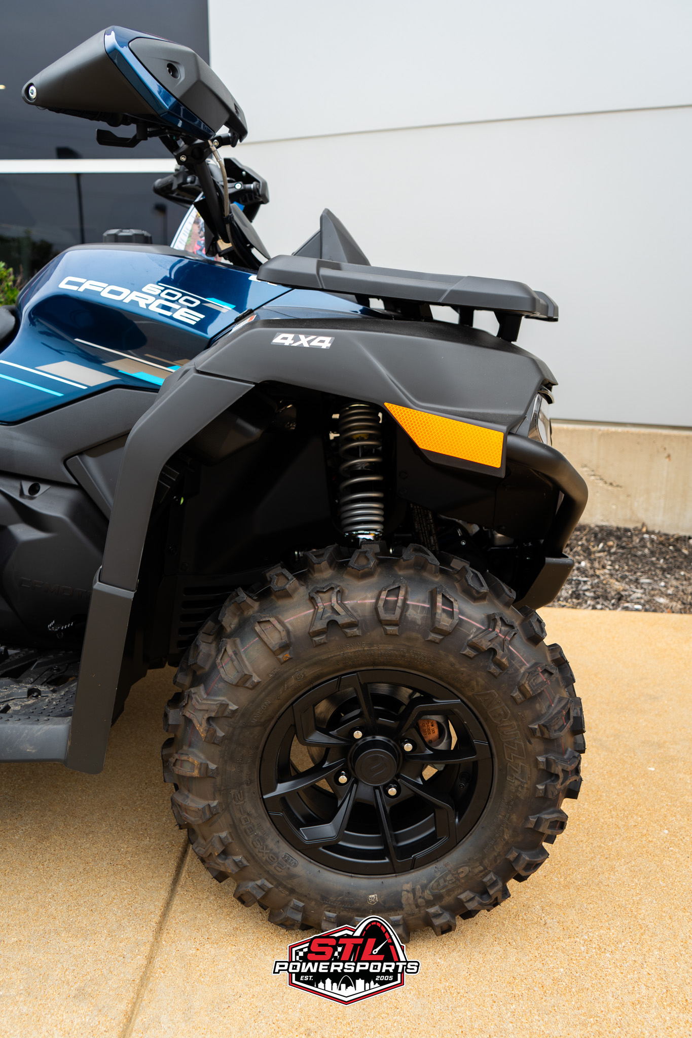 2025 CFMOTO CFORCE 600 - Photo 11