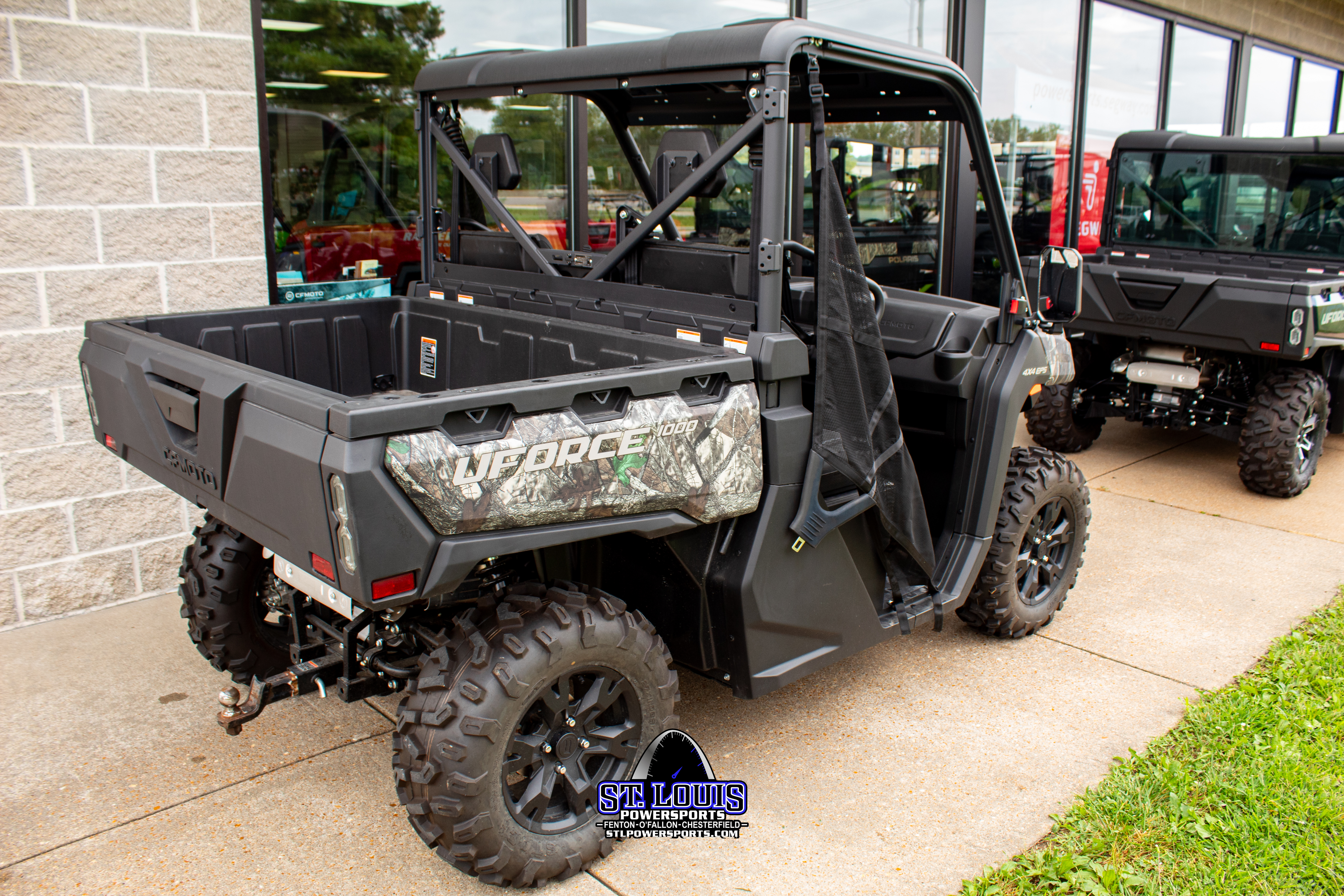 2025 CFMOTO UFORCE 1000 - Photo 7