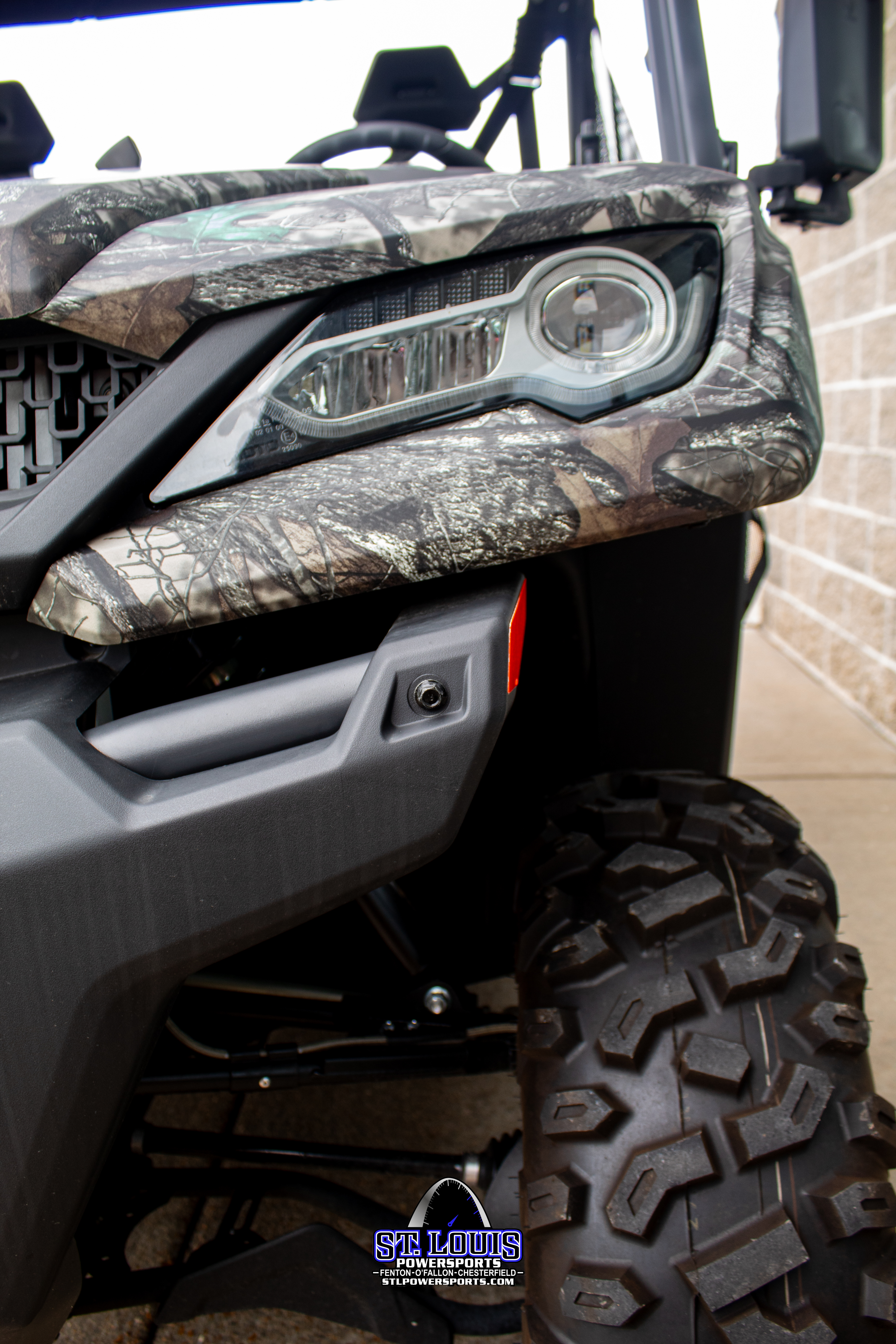 2025 CFMOTO UFORCE 1000 - Photo 14