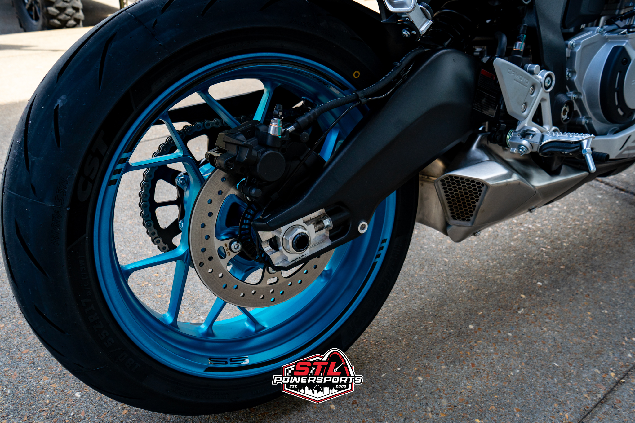 2025 CFMOTO 675SS - Photo 5
