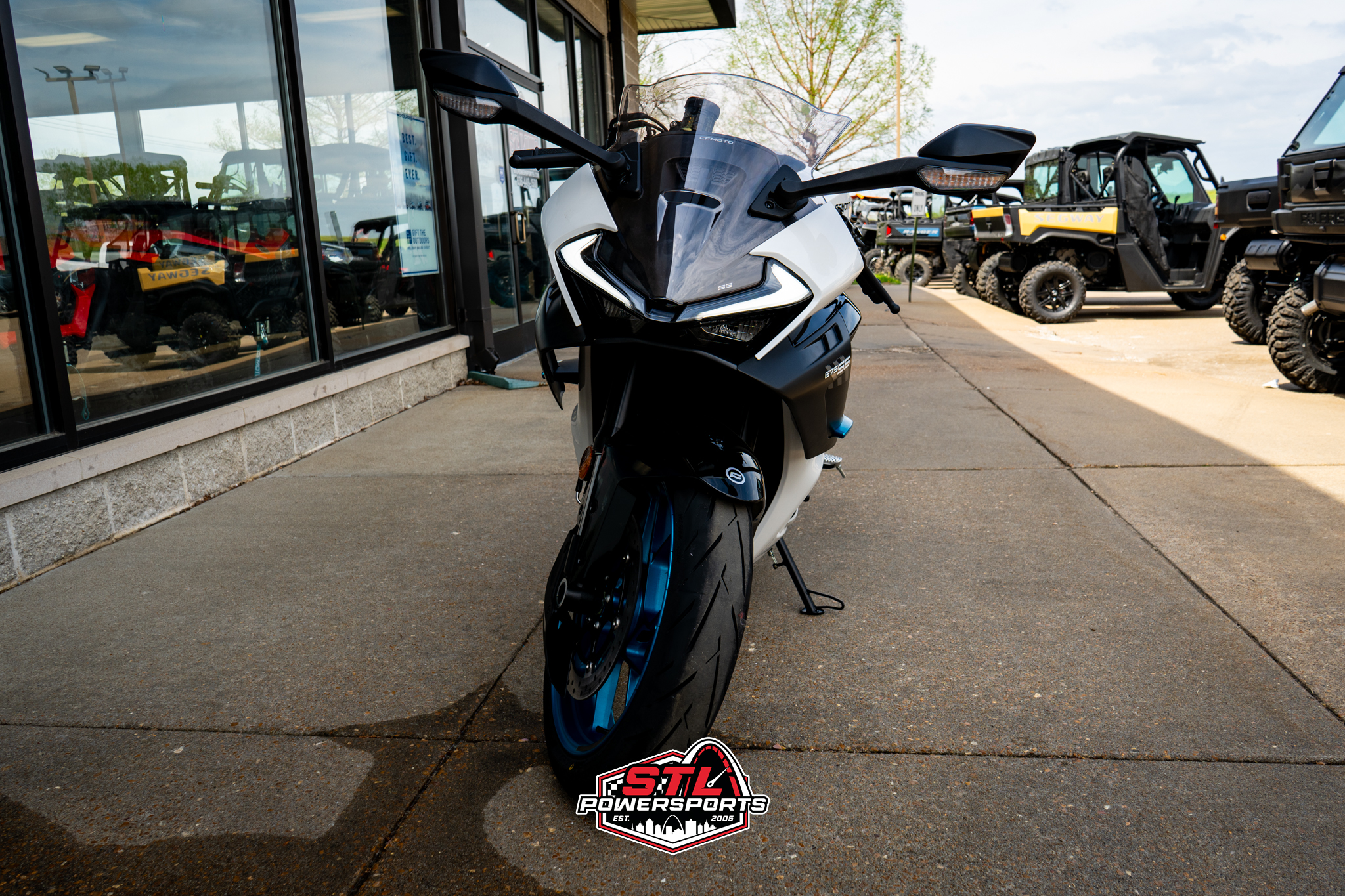 2025 CFMOTO 675SS - Photo 10