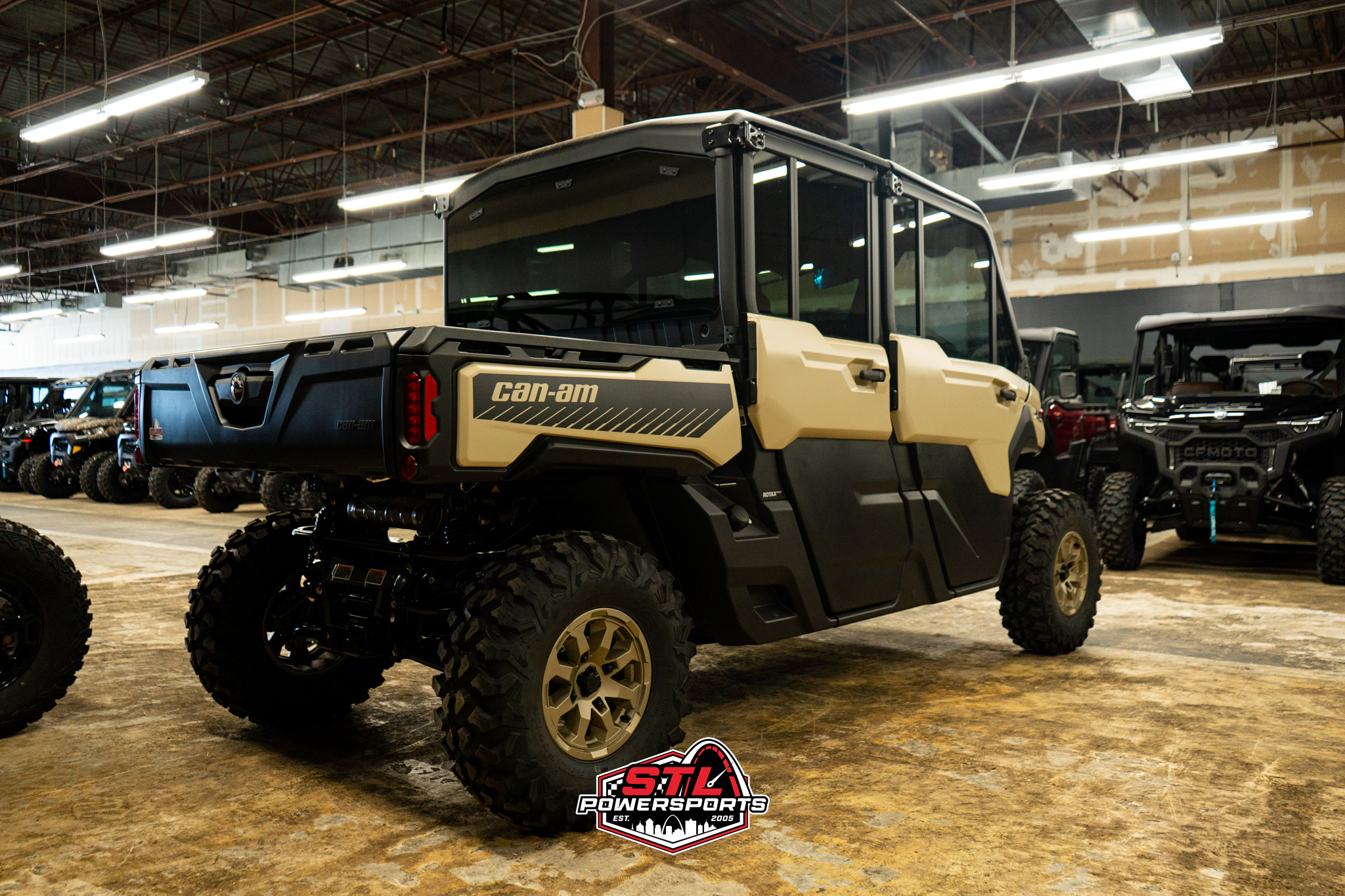 2025 Can-Am Defender MAX Limited HD10 - Photo 7