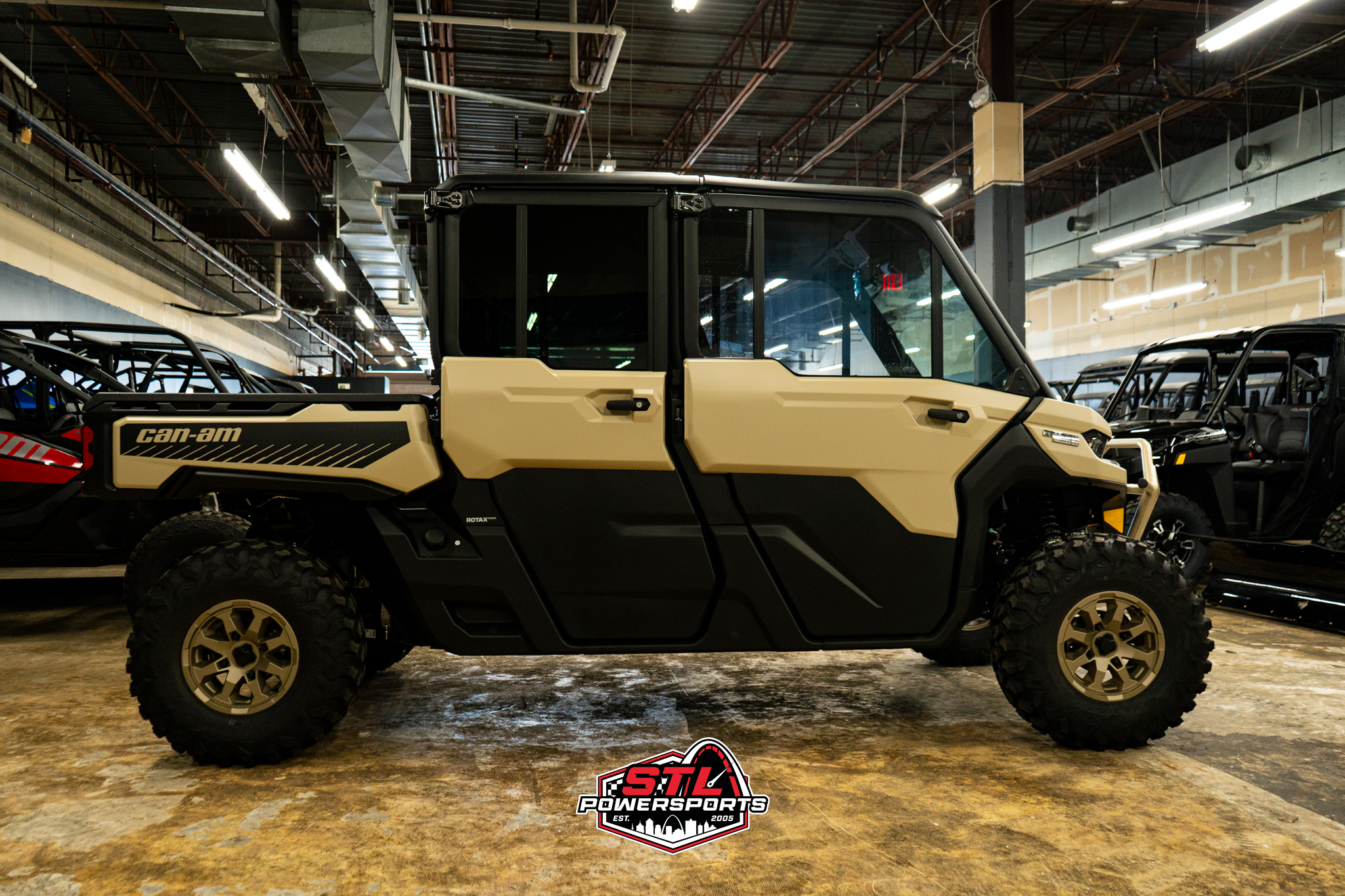 2025 Can-Am Defender MAX Limited HD10 - Photo 8