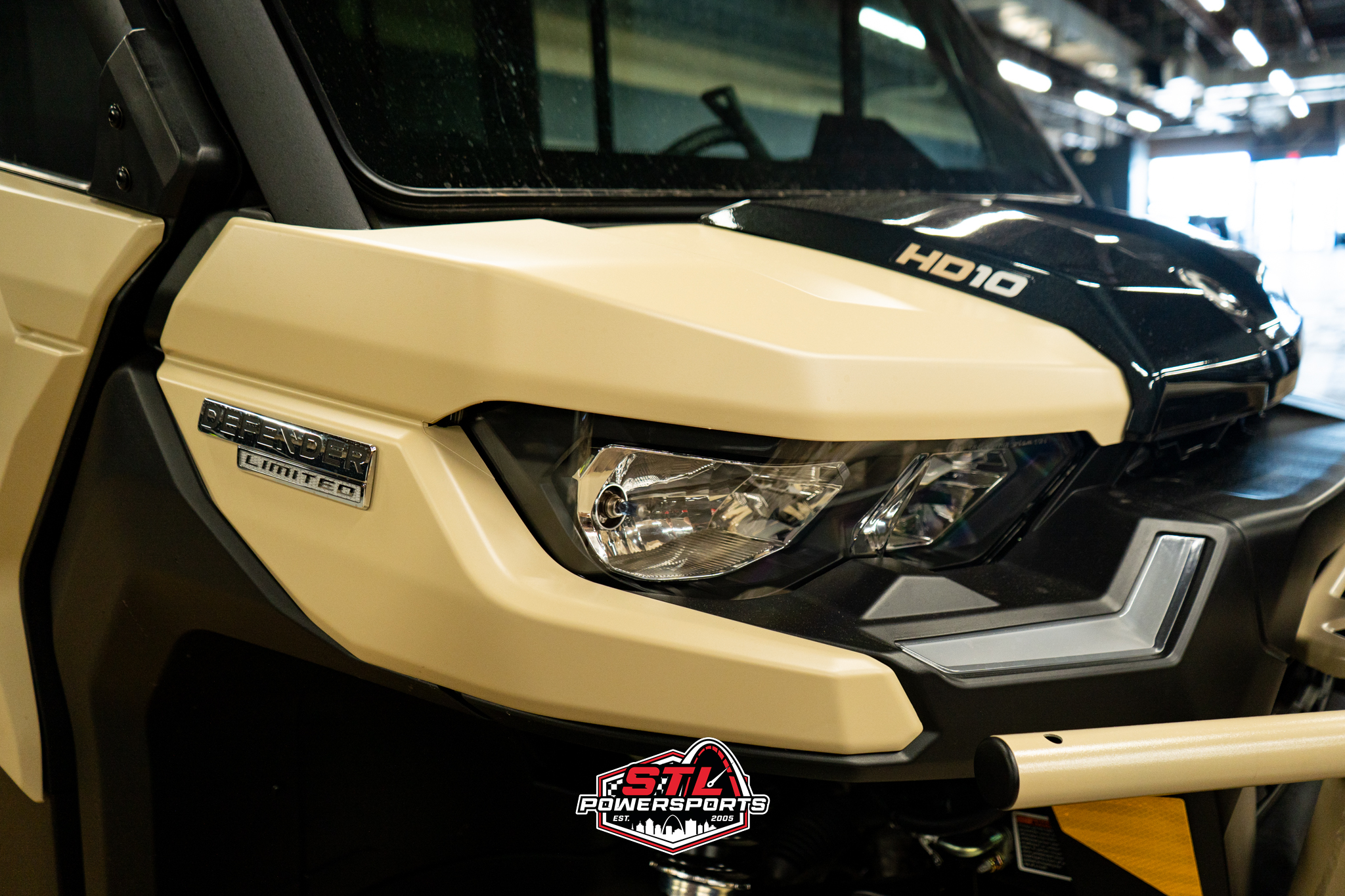 2025 Can-Am Defender MAX Limited HD10 - Photo 9