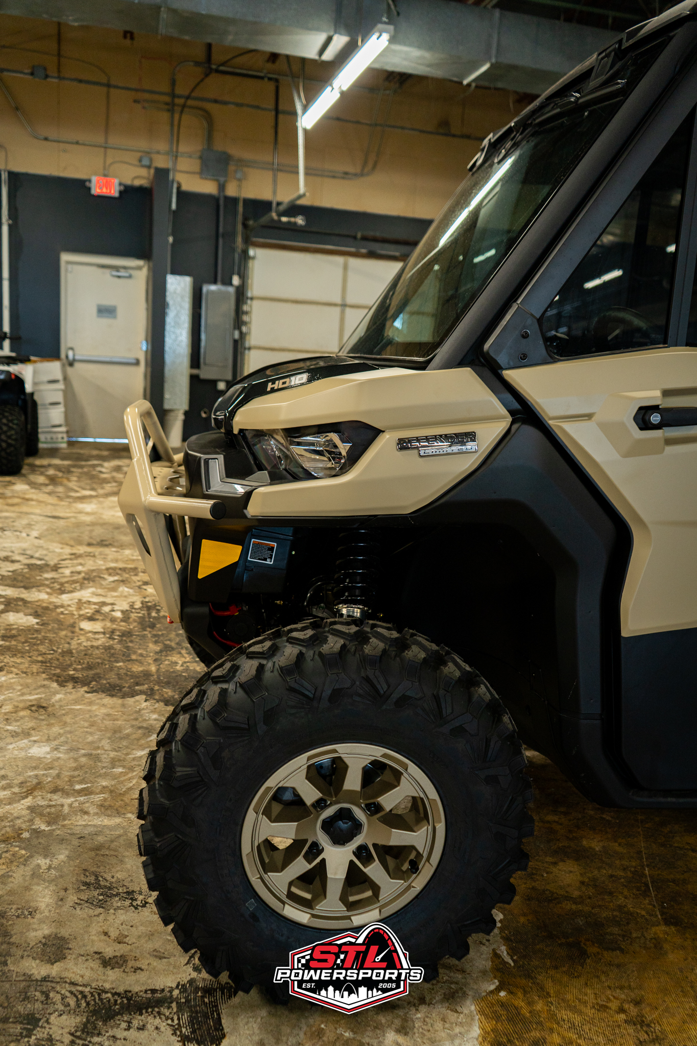2025 Can-Am Defender MAX Limited HD10 - Photo 14