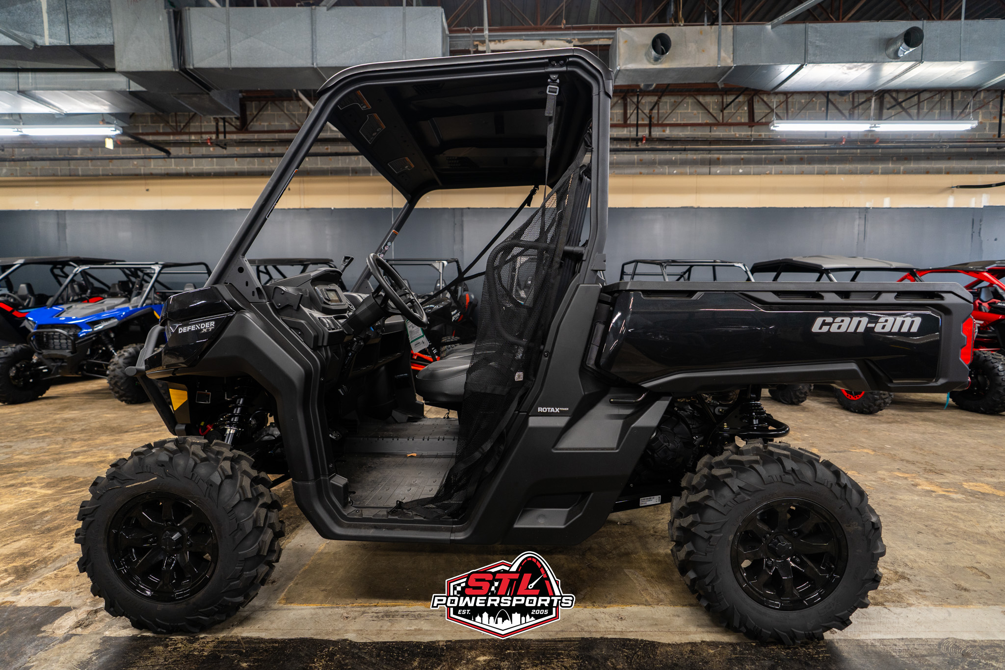 2025 Can-Am Defender XT HD10 - Photo 2