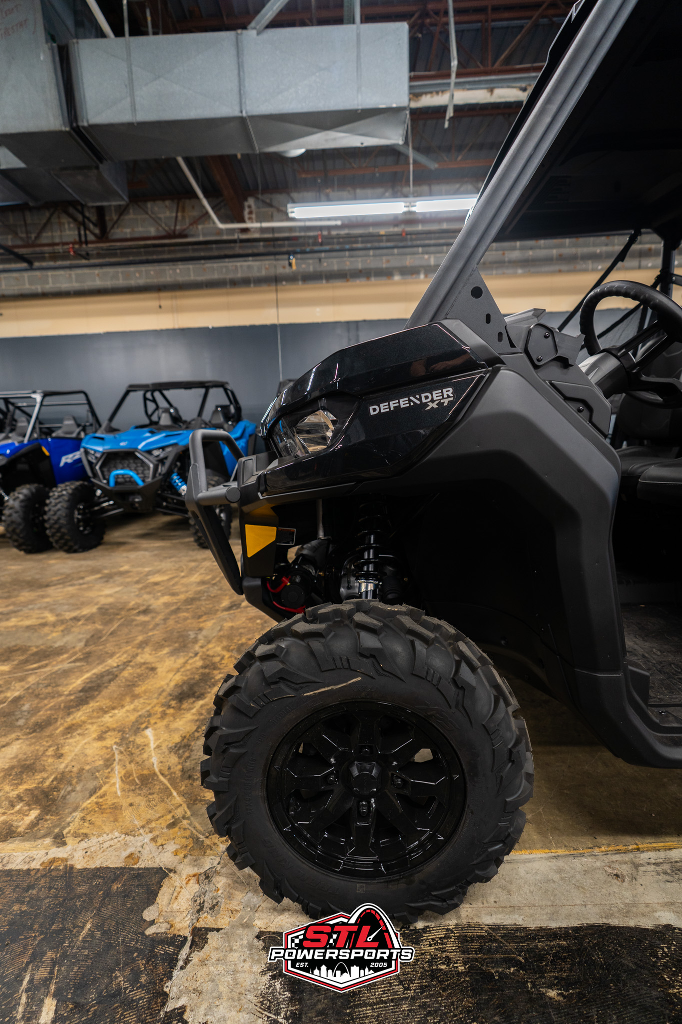 2025 Can-Am Defender XT HD10 - Photo 16