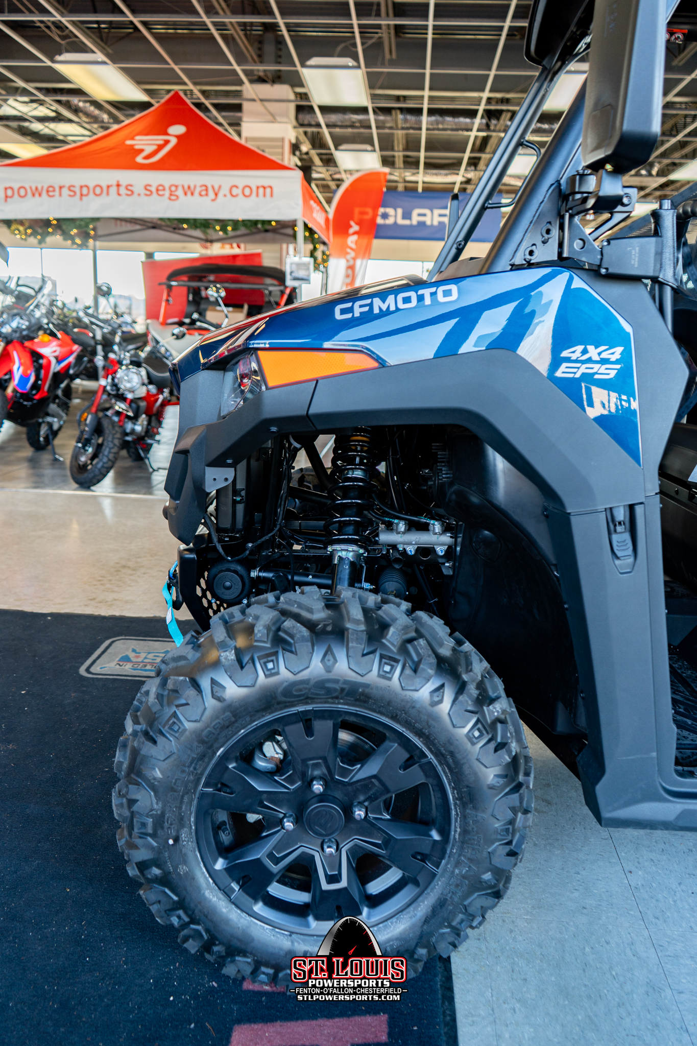 2025 CFMOTO UFORCE 800 XL - Photo 10