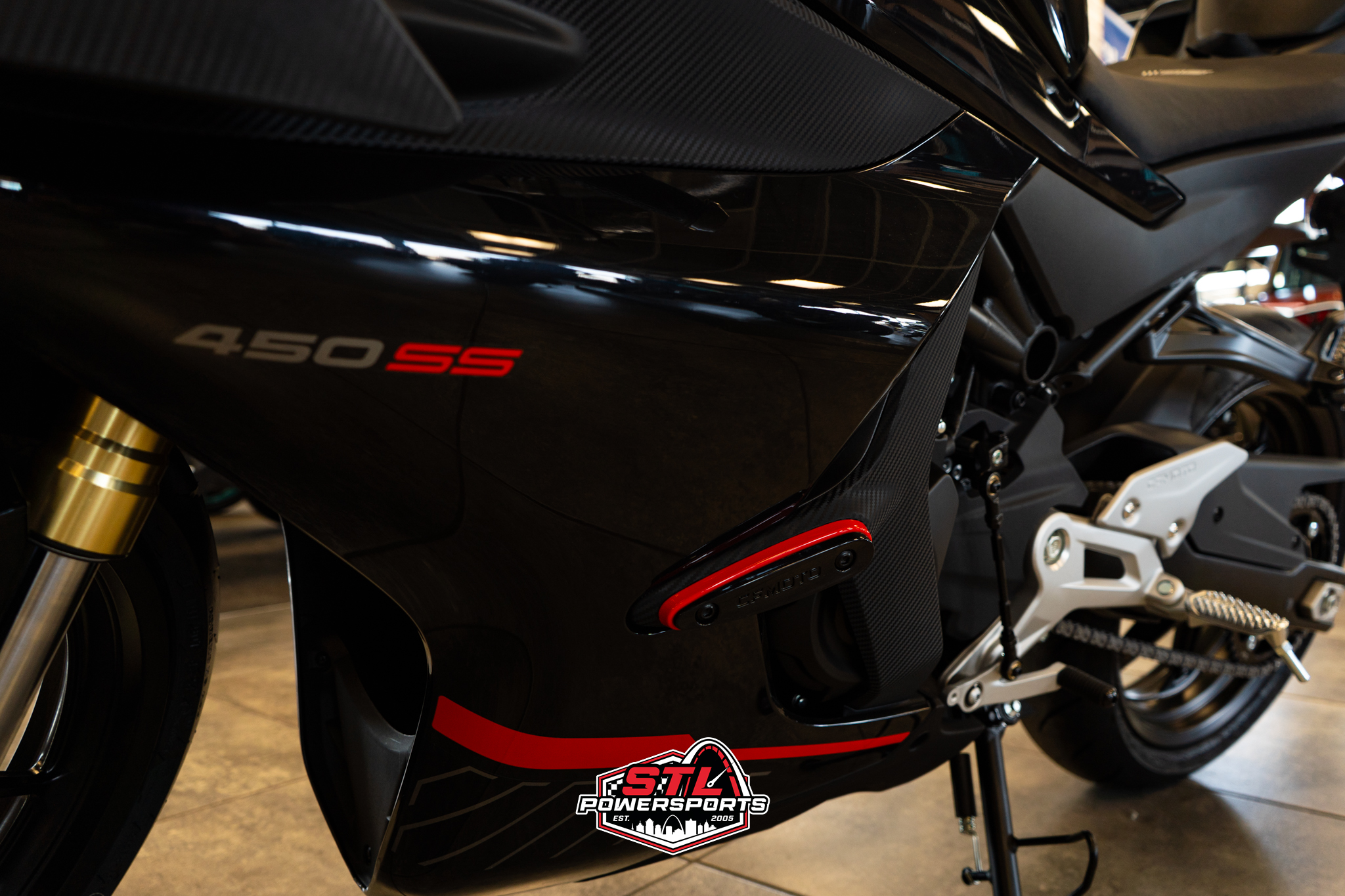 2025 CFMOTO 450SS - Photo 10