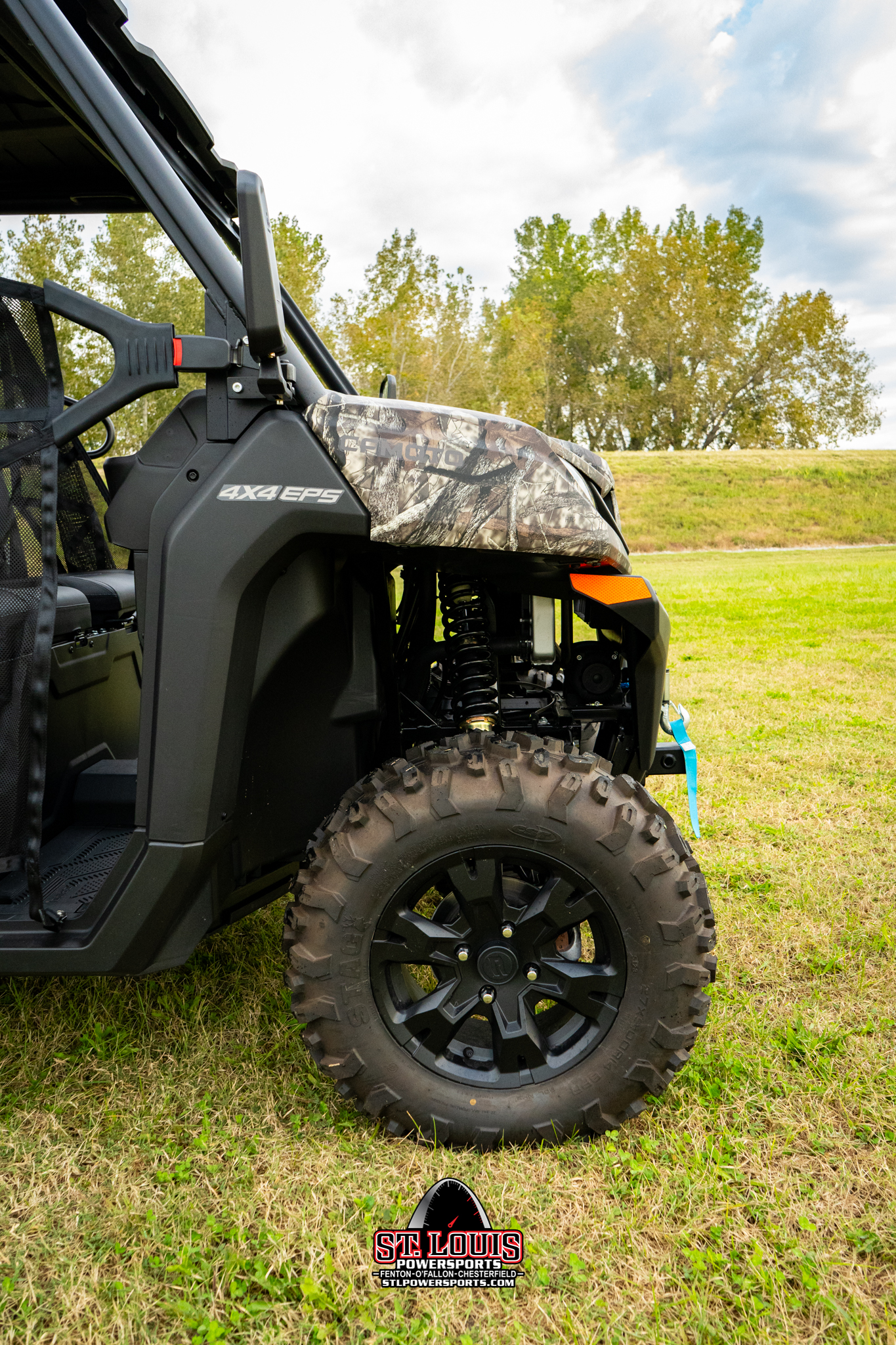 2025 CFMOTO UFORCE 1000 XL - Photo 11