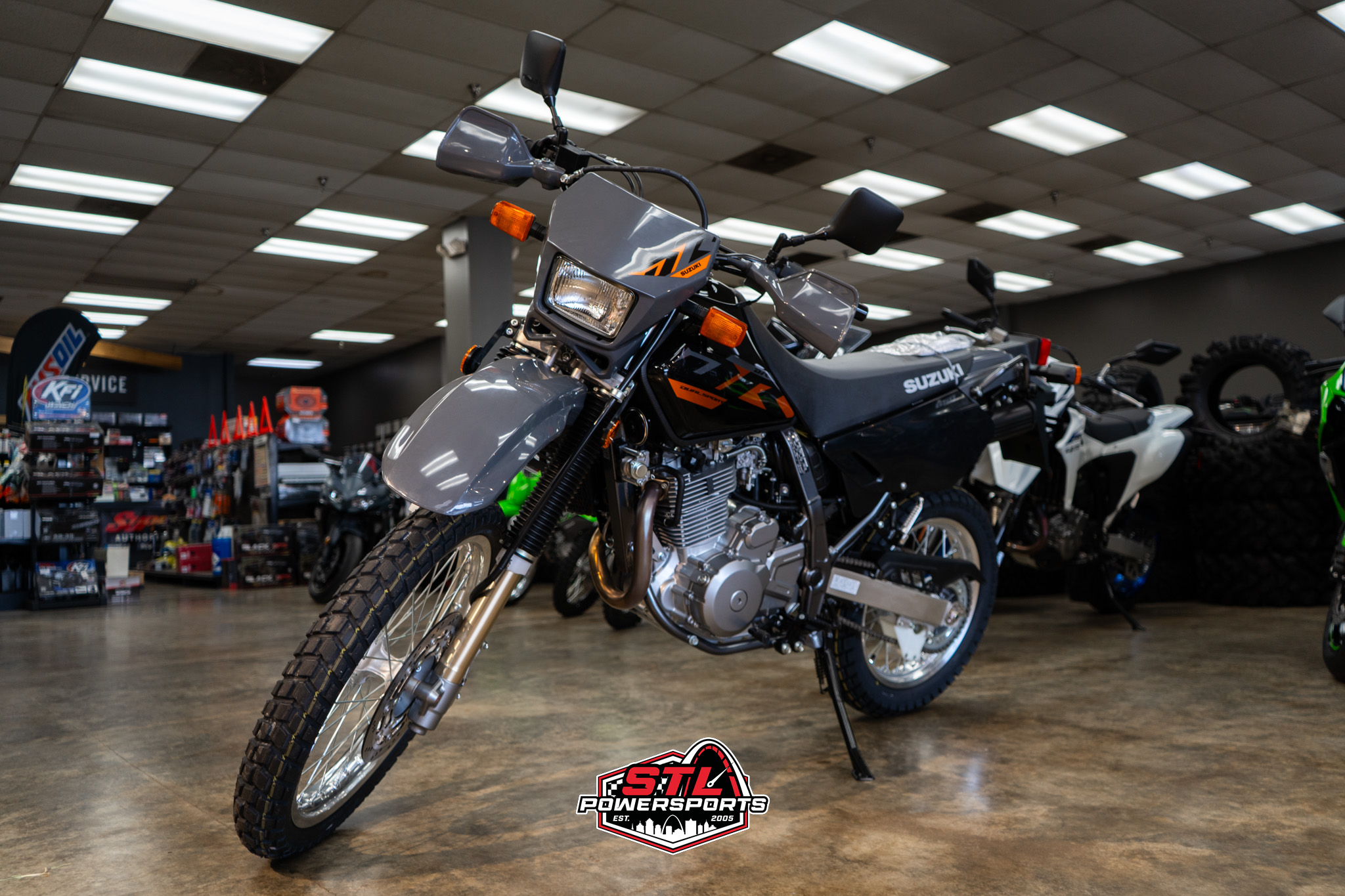 2026 Suzuki DR 650S - Photo 6