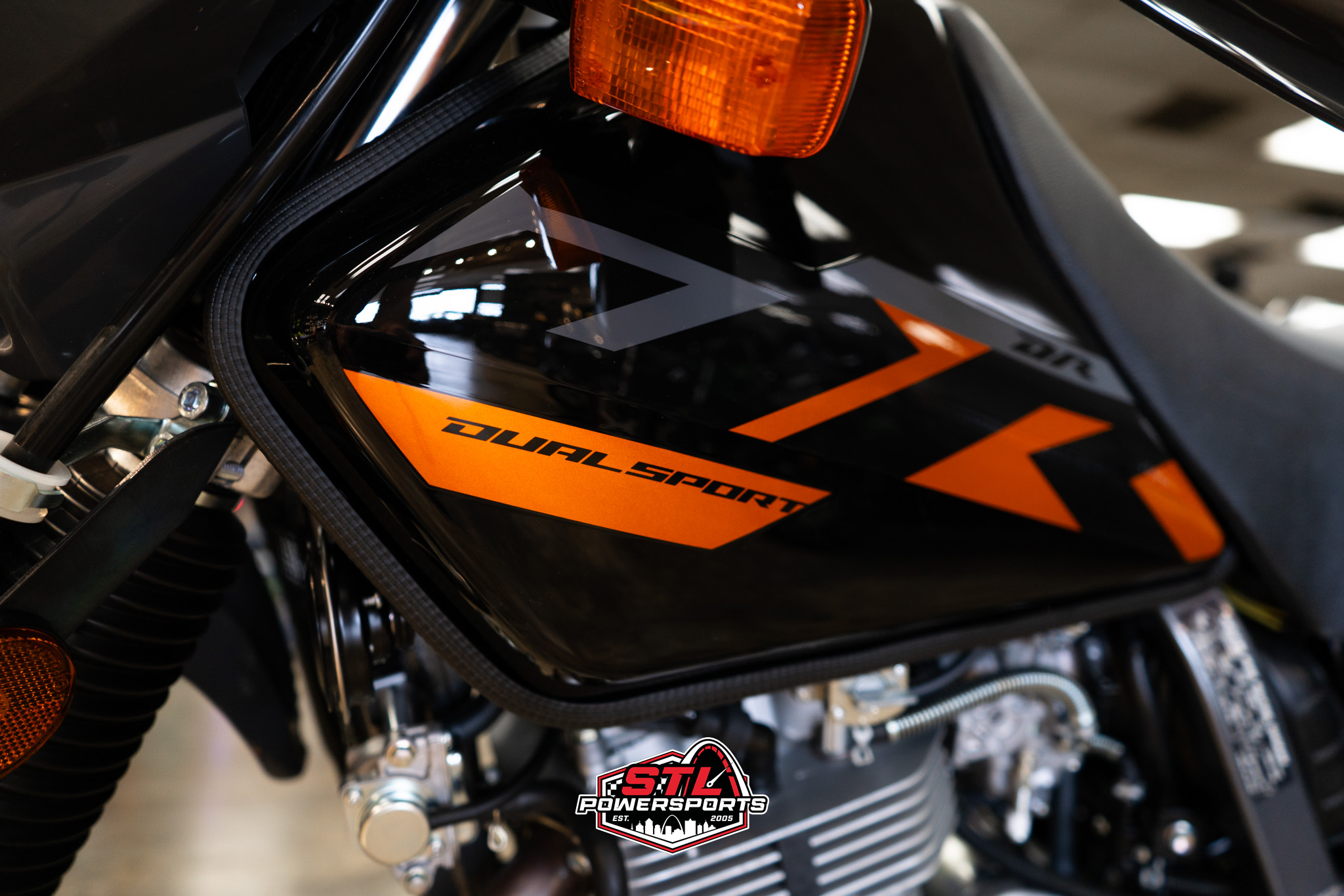 2026 Suzuki DR 650S - Photo 8