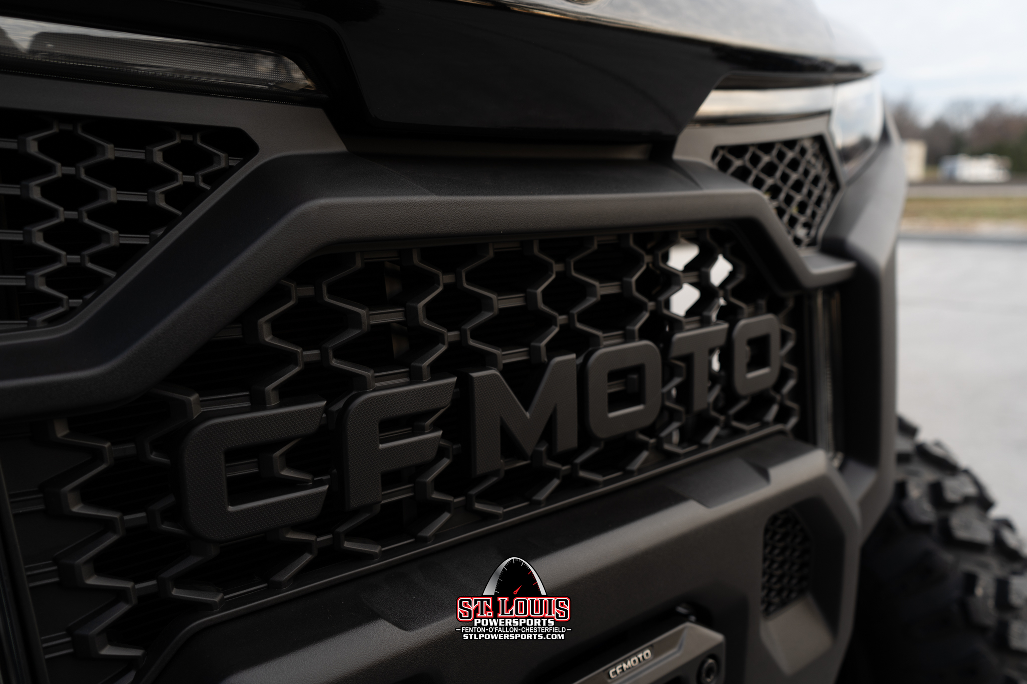 2025 CFMOTO UFORCE U10 Pro - Photo 8