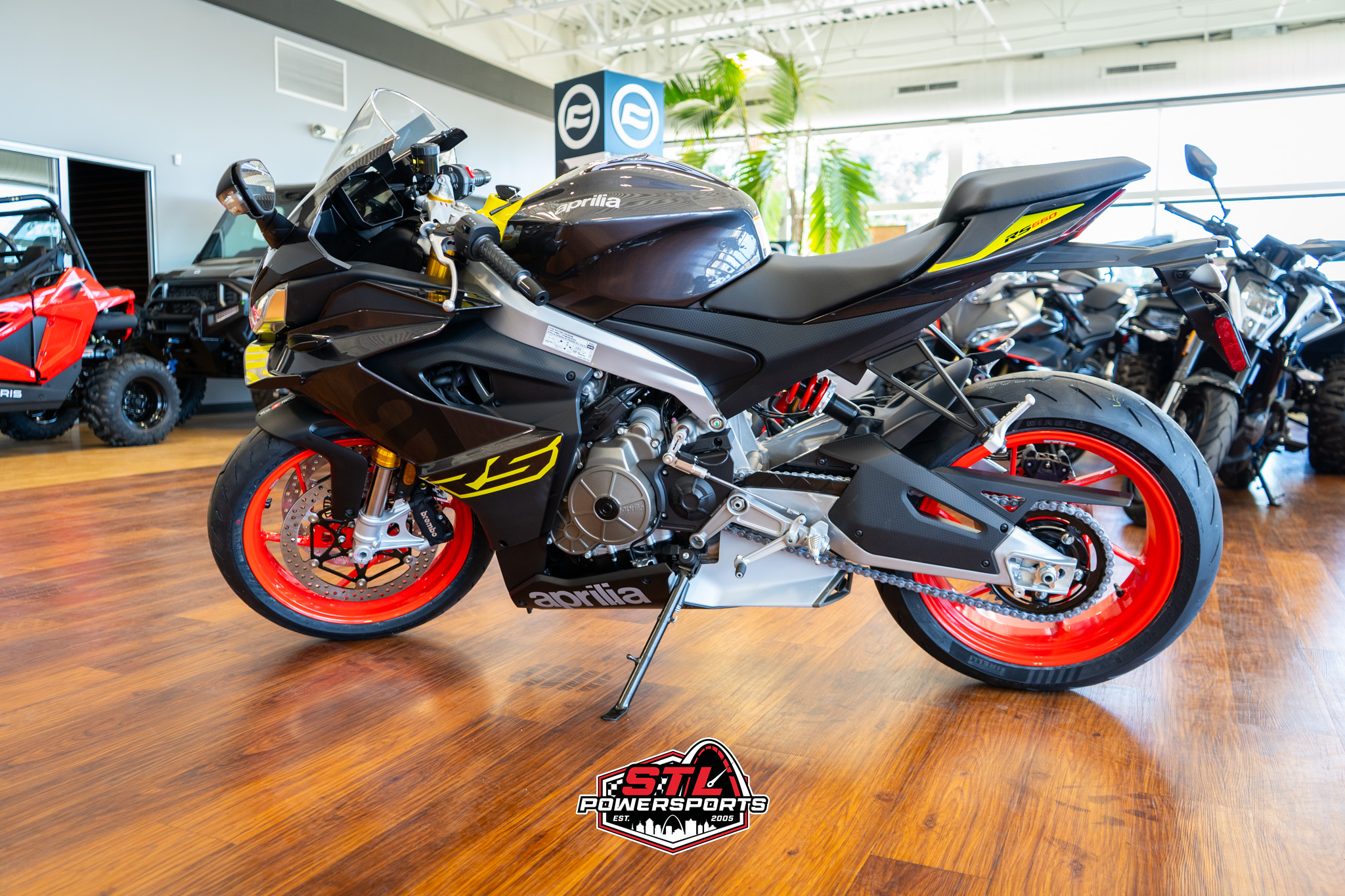 2026 Aprilia RS 660 - Photo 2