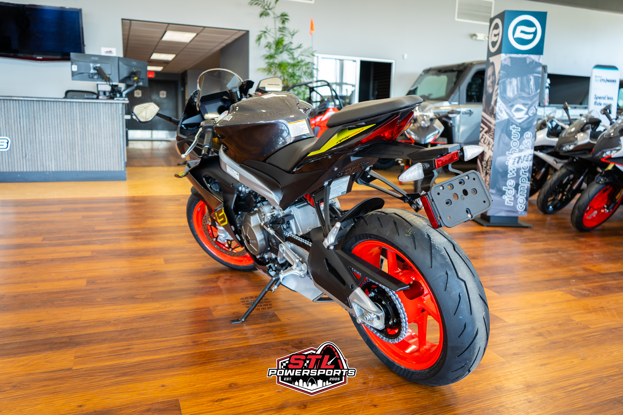 2026 Aprilia RS 660 - Photo 3