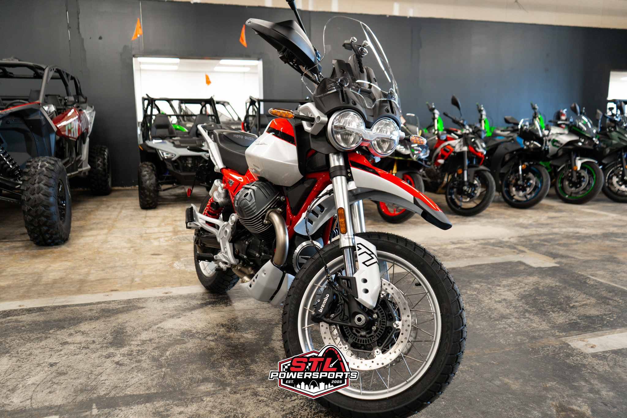 2025 Moto Guzzi V85 TT - Photo 5