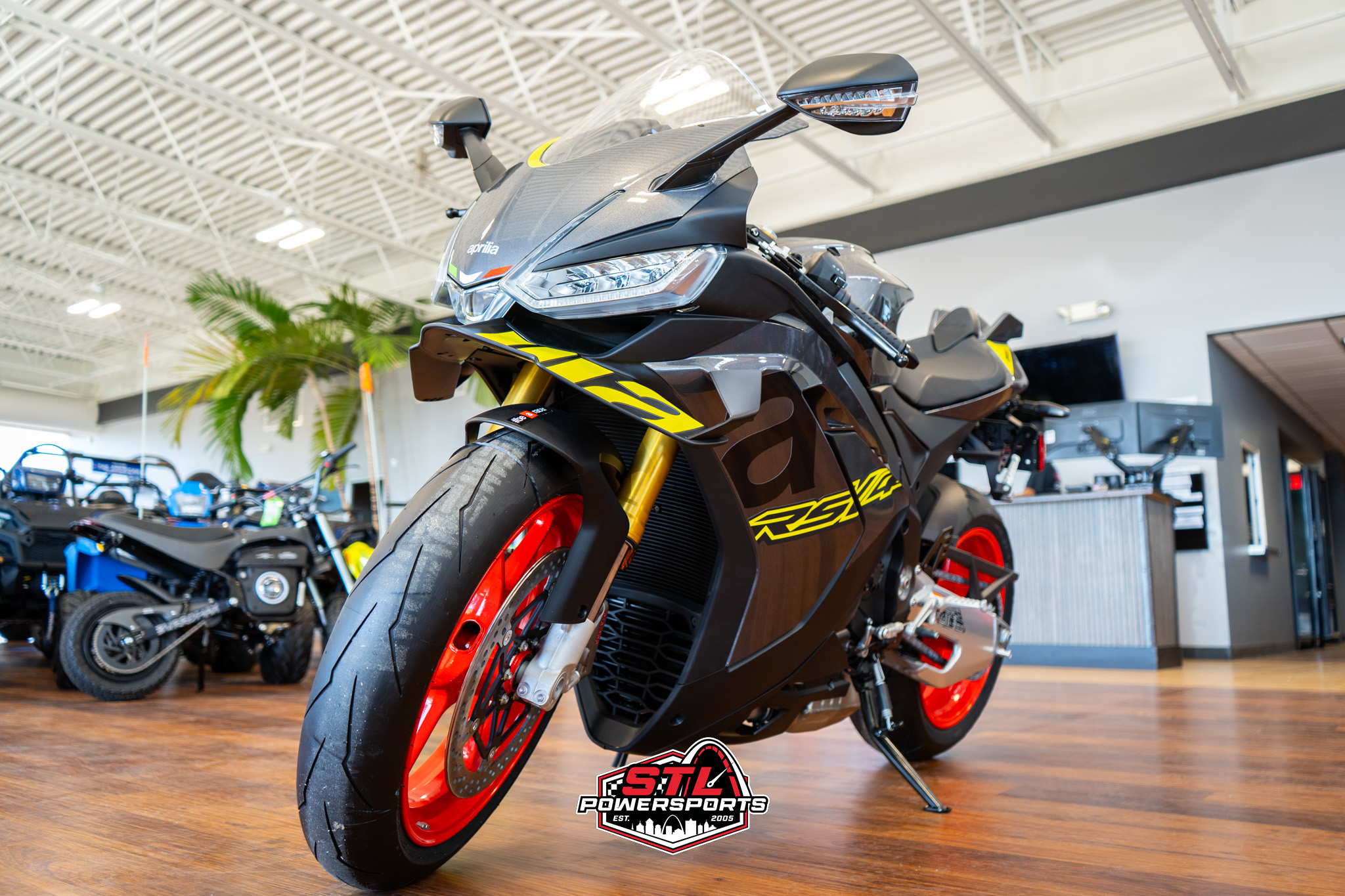 2026 Aprilia RSV4 1100 - Photo 6