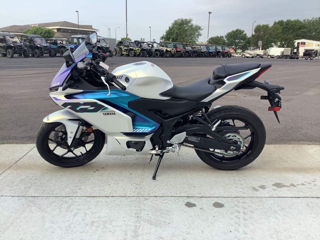 2025 Yamaha YZF R3