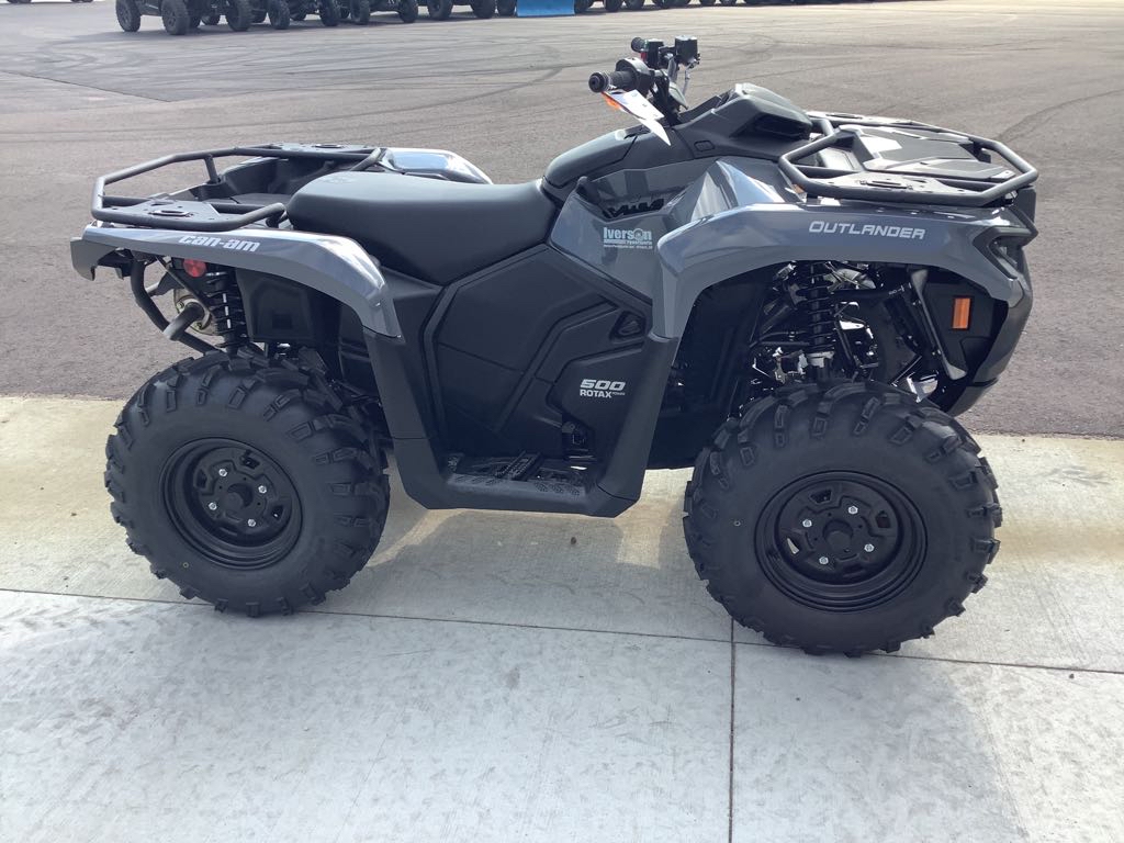 2025 Can-Am Outlander DPS 500