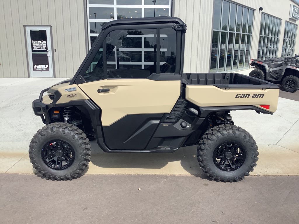 2026 Can-Am Defender Limited HD11