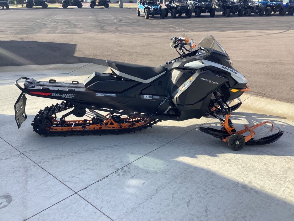 2026 Ski-Doo Backcountry™ Adrenaline® 600R E-TEC® 146 1.5