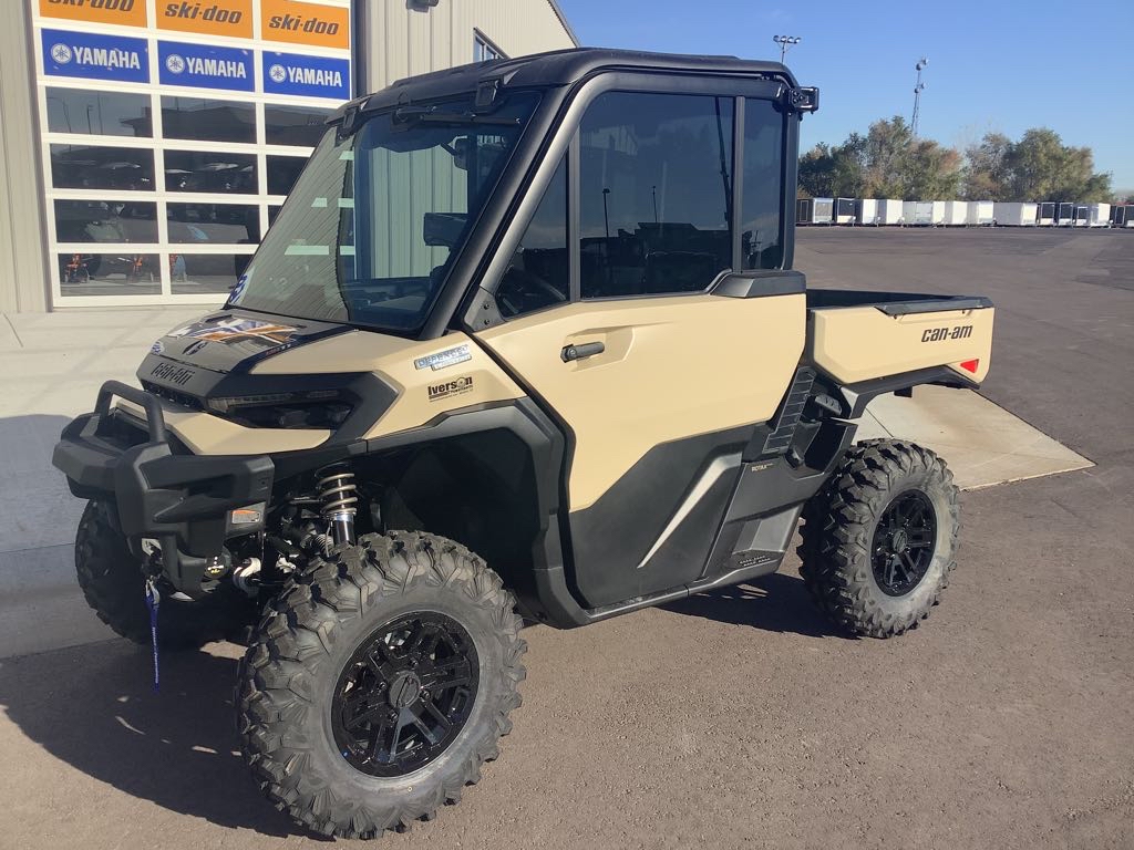 2026 Can-Am Defender Limited HD11