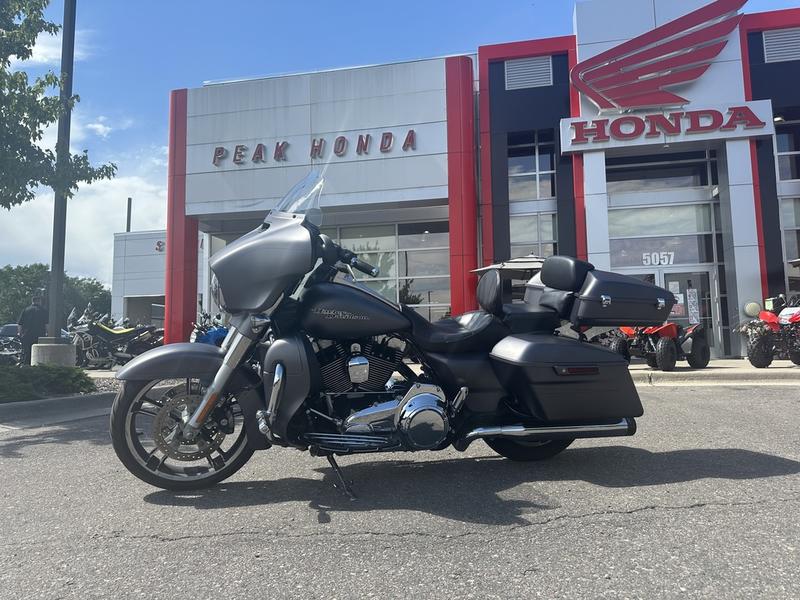 2016 Harley-Davidson® STREET GLIDE SPECIAL