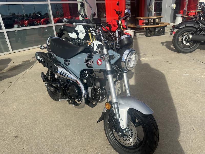 2025 Honda DAX 125 - Photo 3
