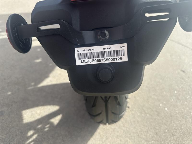 2025 Honda DAX 125 - Photo 5