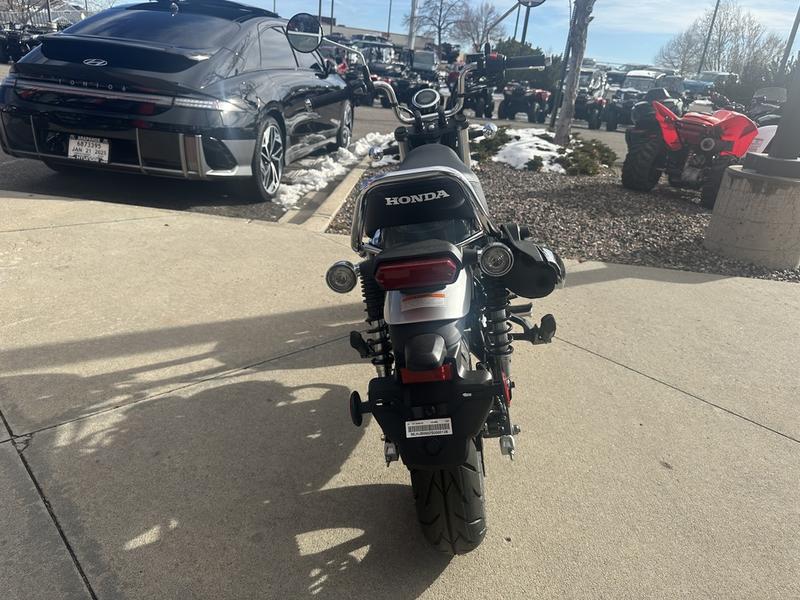 2025 Honda DAX 125 - Photo 10