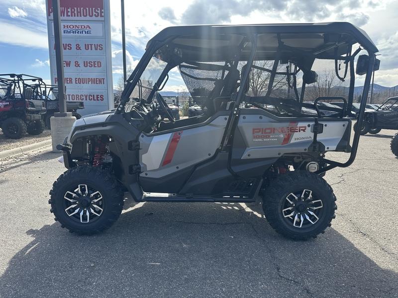 2025 Honda PIONEER 1000-5 TRAIL SE