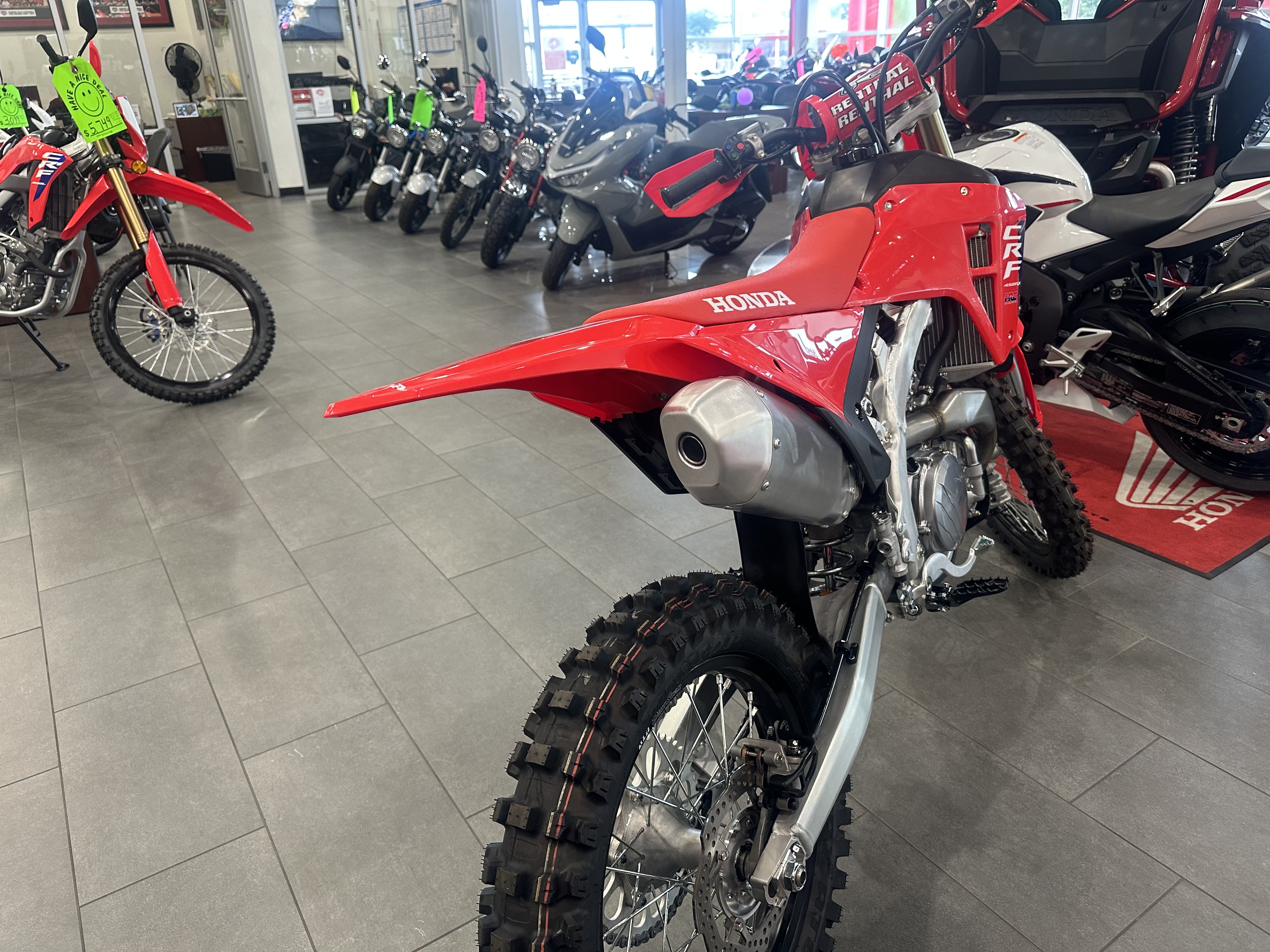 2025 Honda CRF 450RX - Photo 2