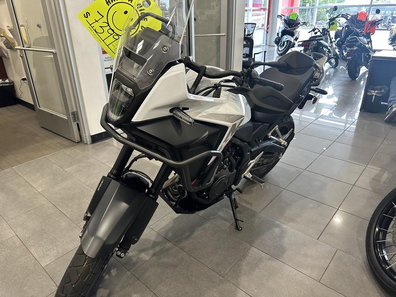 2025 Honda NX 500 - Photo 4