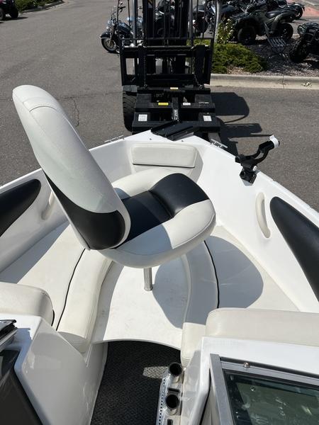 2014 Rinker 186 FISH & SKI - Photo 4