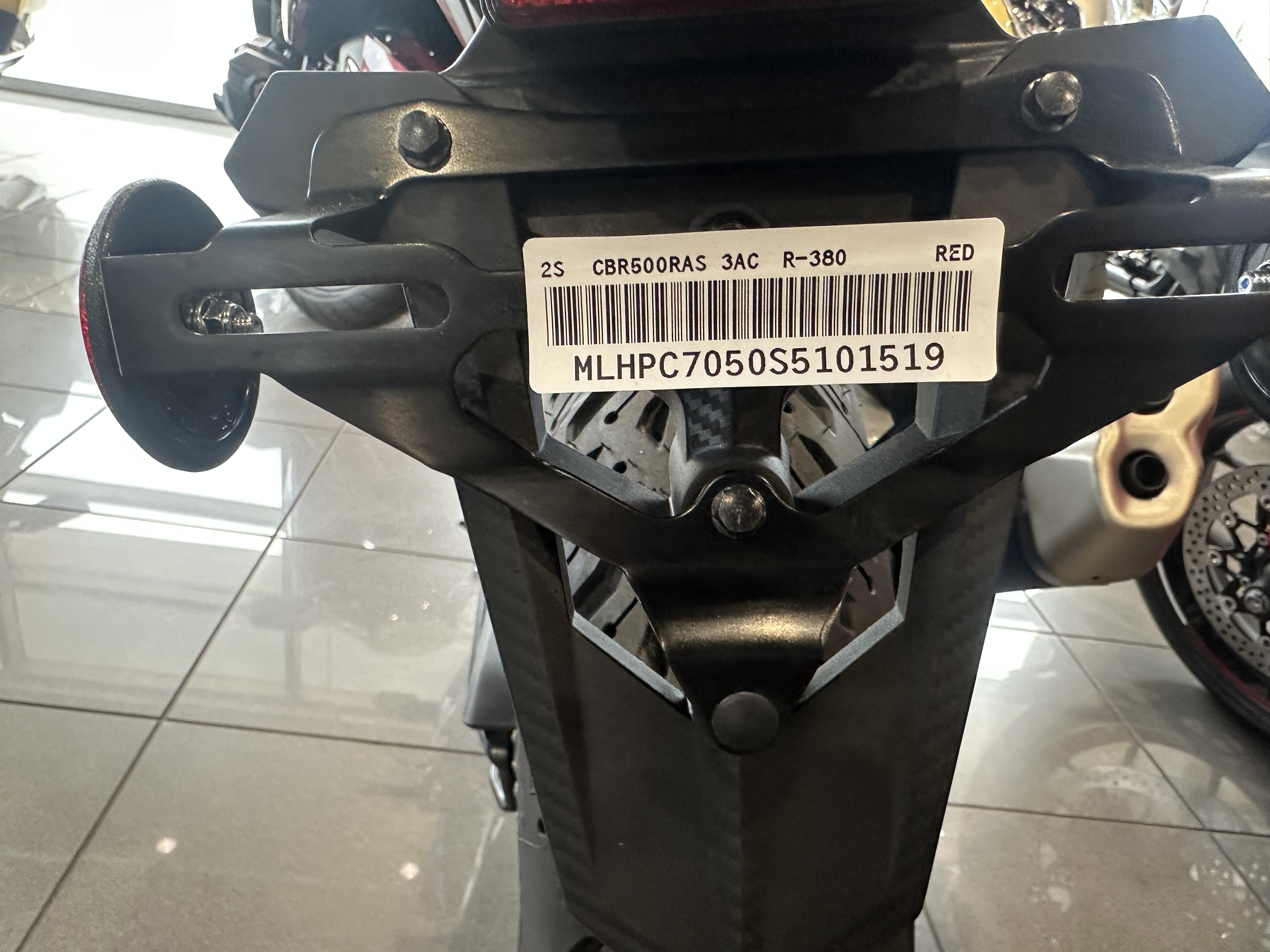 2025 Honda CBR500R ABS - Photo 10