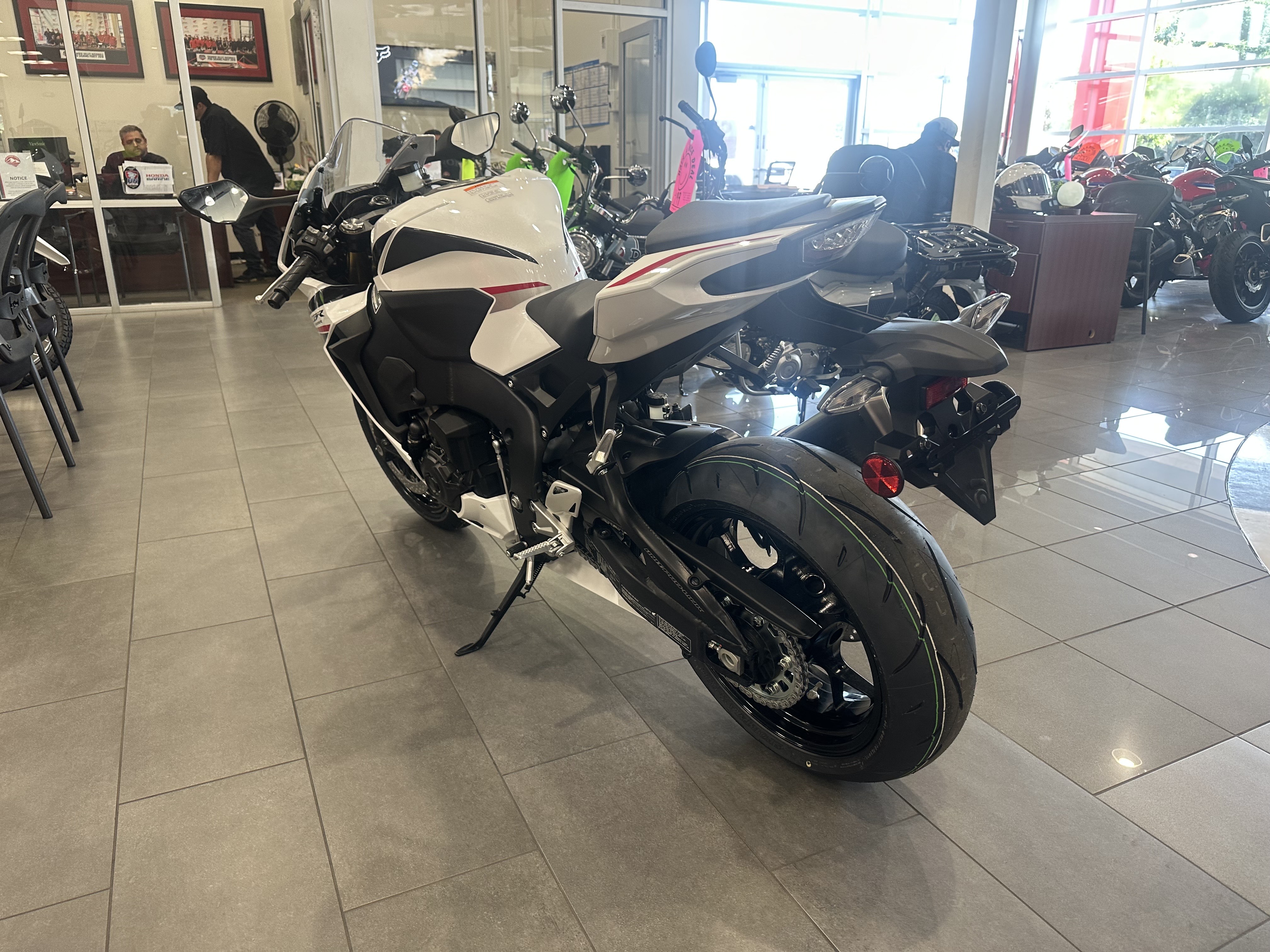 2026 Honda CBR1000RR Base - Photo 4