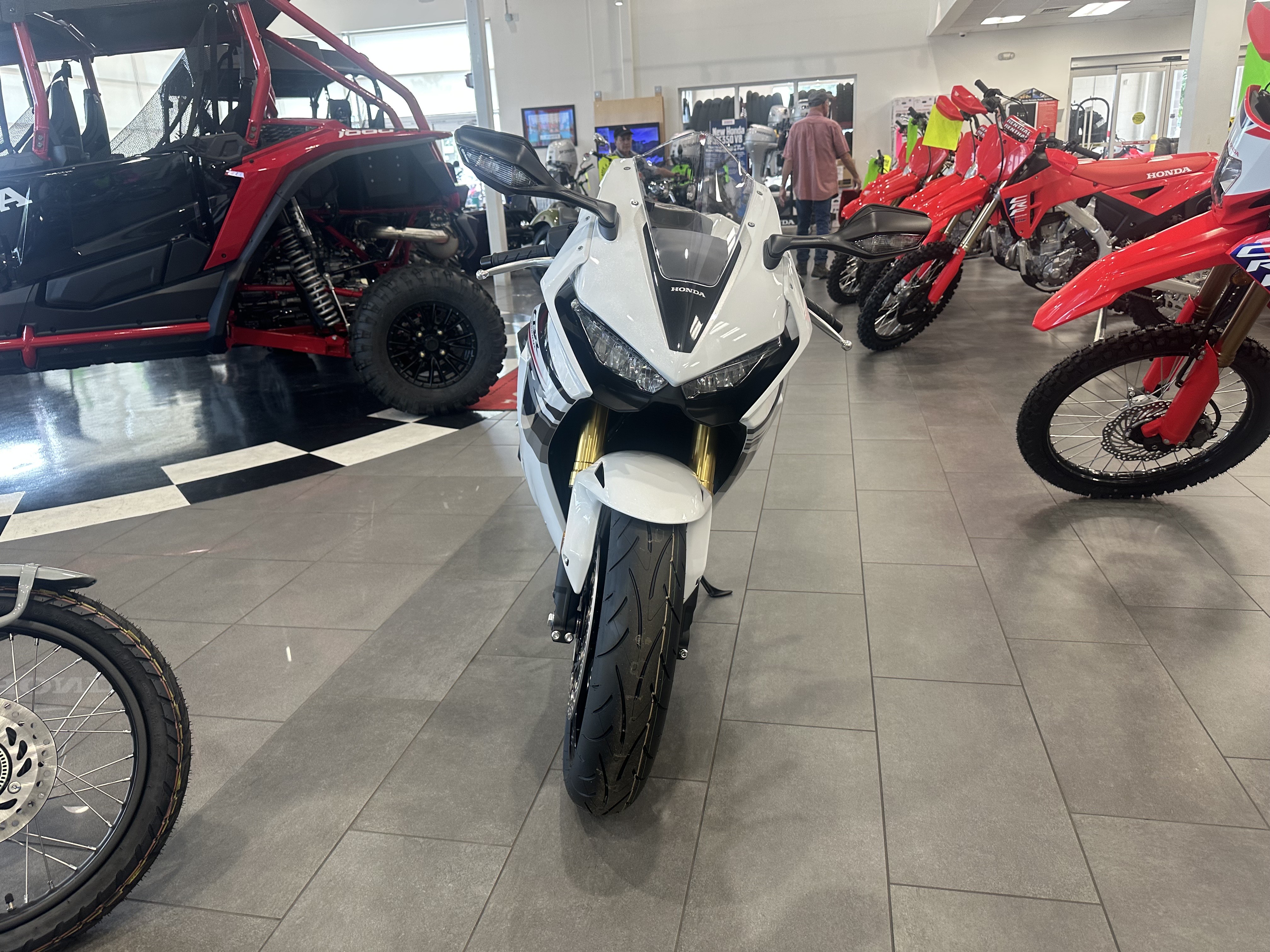2026 Honda CBR1000RR Base - Photo 7