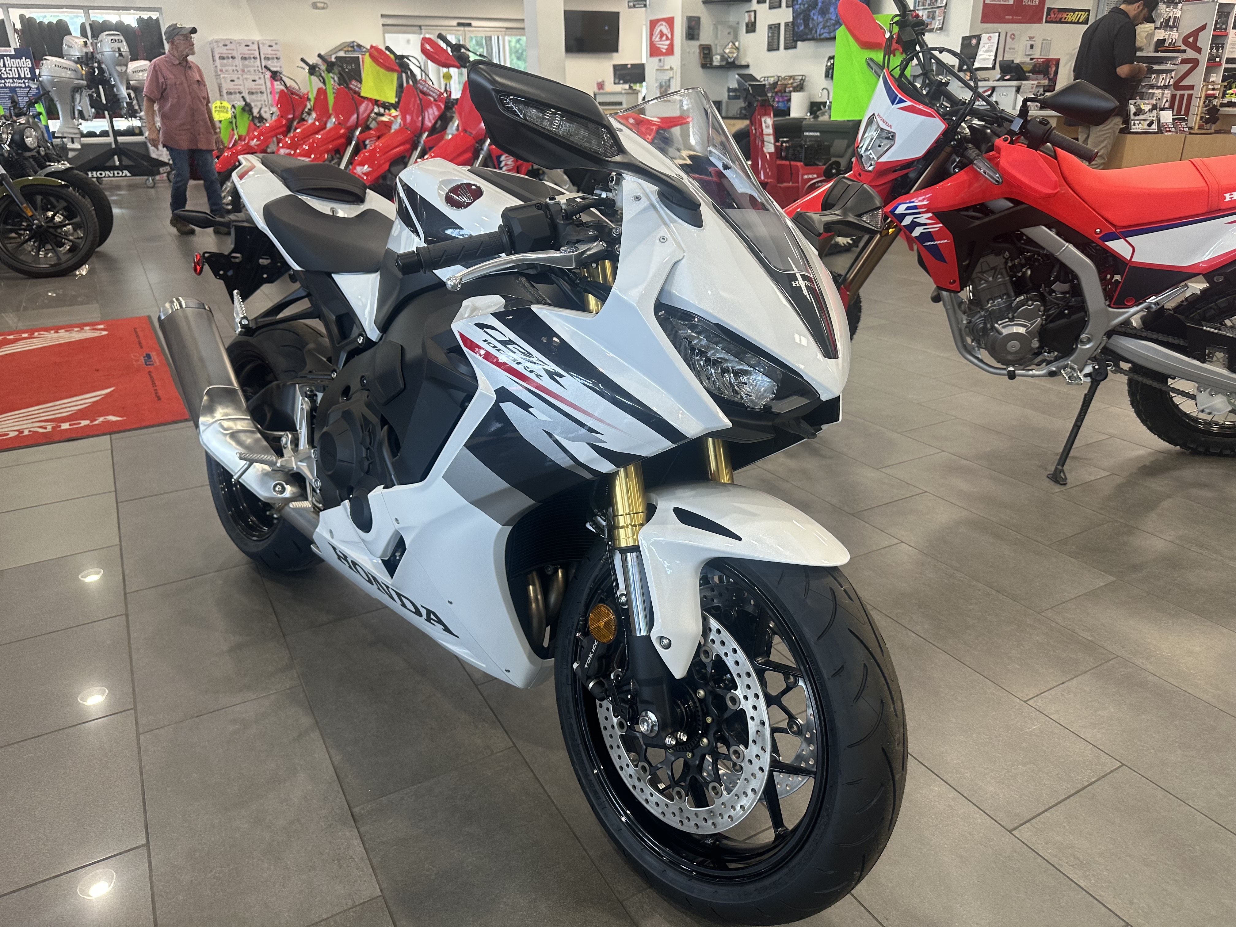 2026 Honda CBR1000RR Base - Photo 8