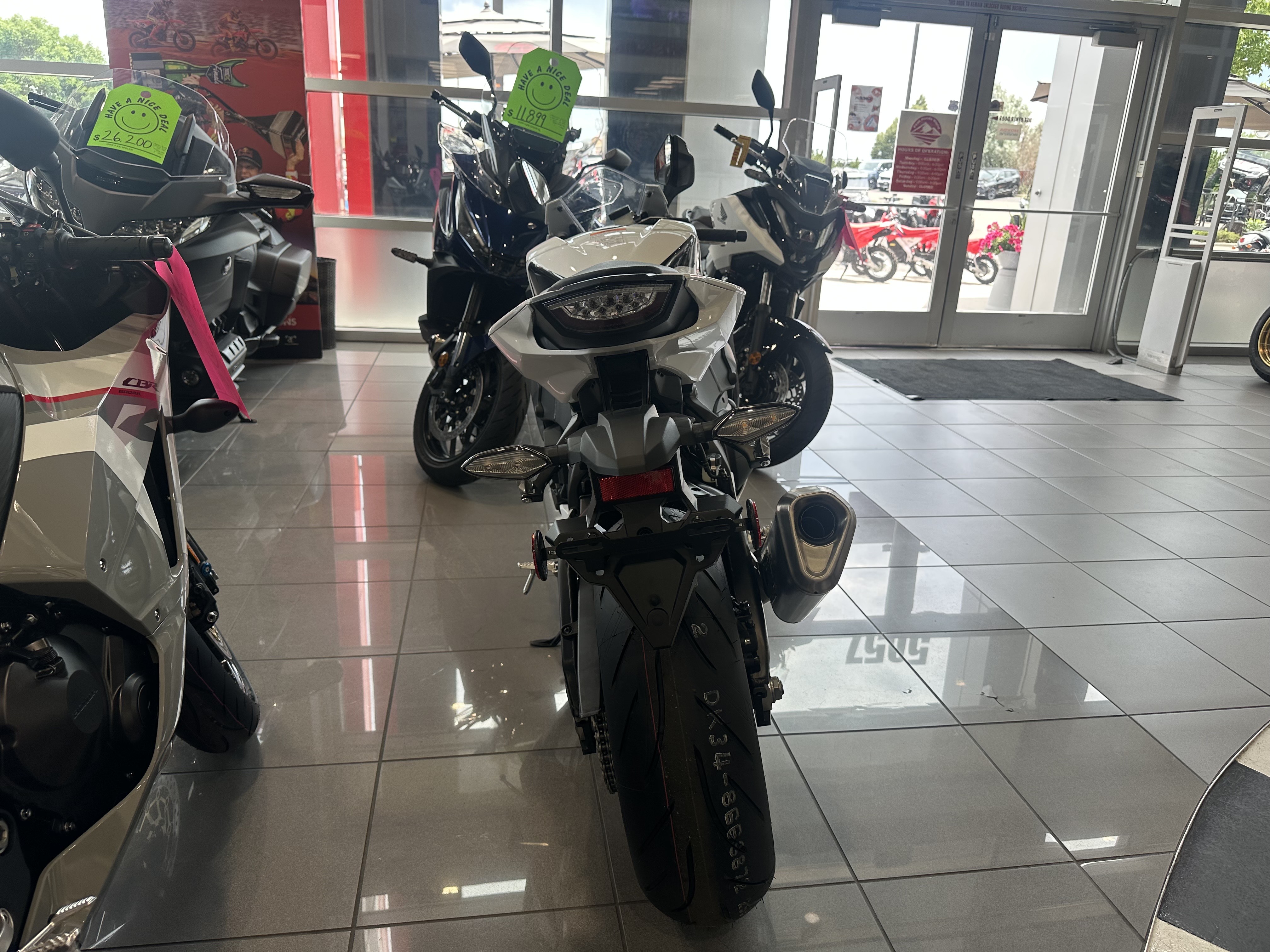 2026 Honda CBR1000RR ABS - Photo 3