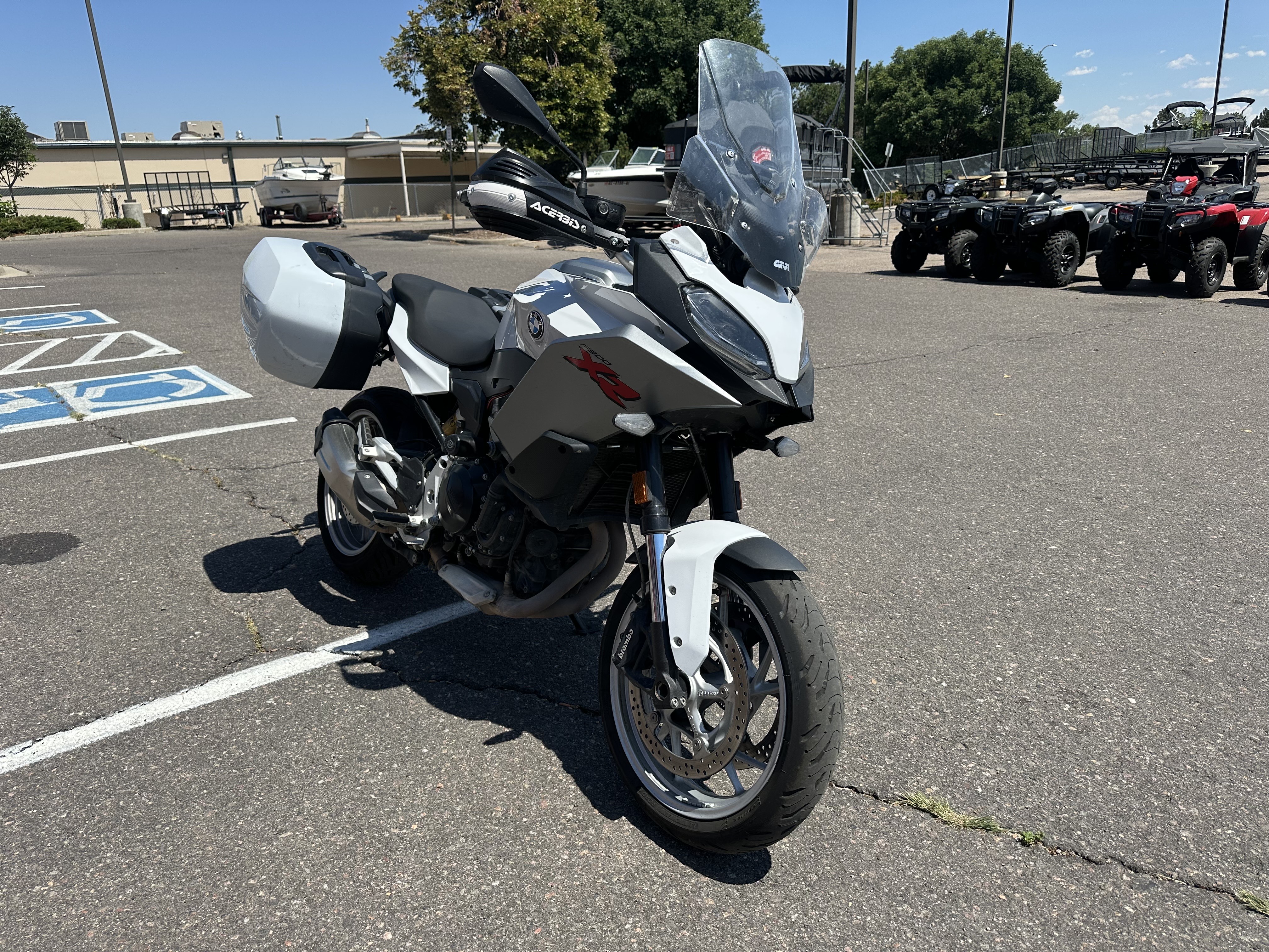 2023 BMW F 900 XR - Photo 4